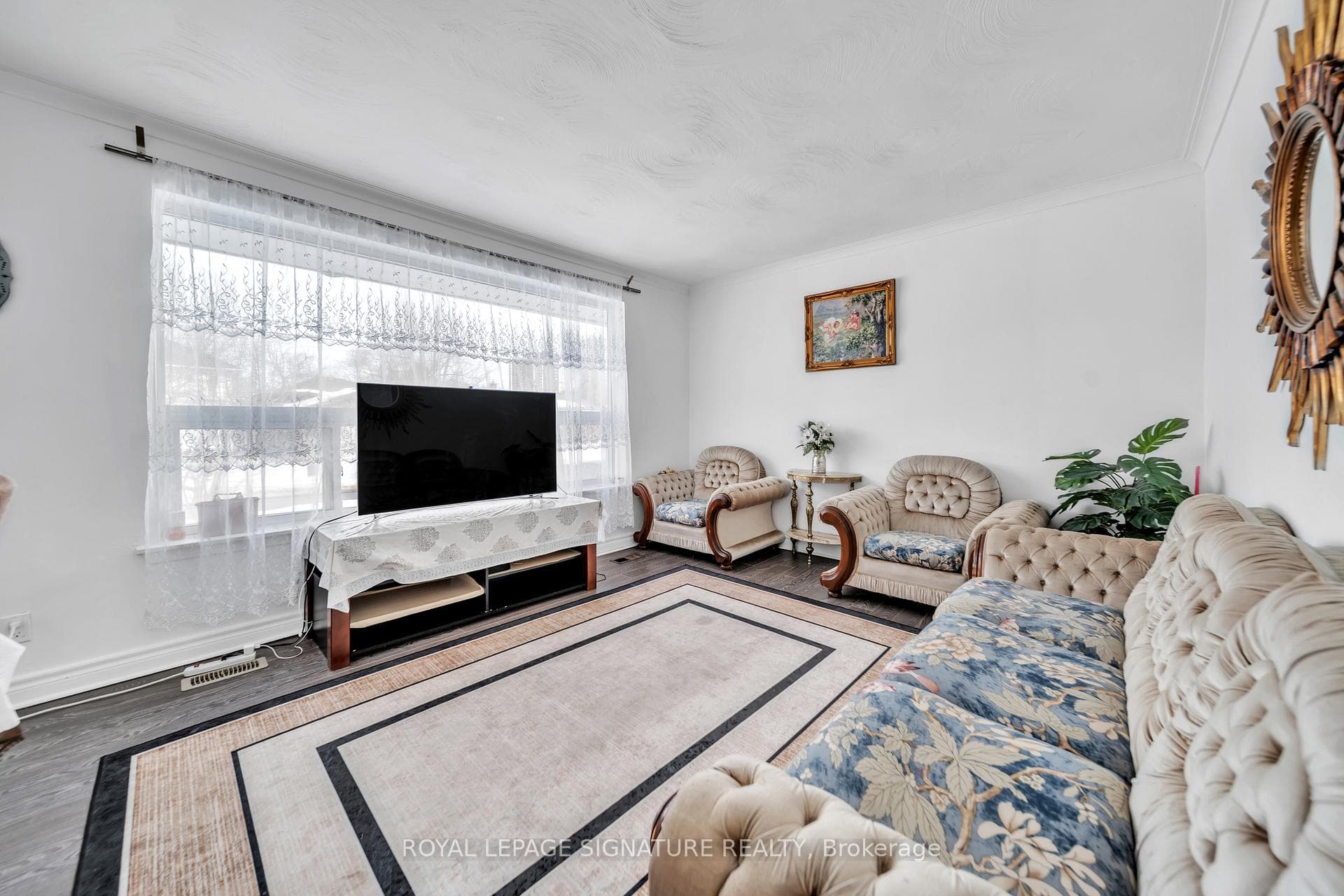 217 Moore Park Avenue photo 8