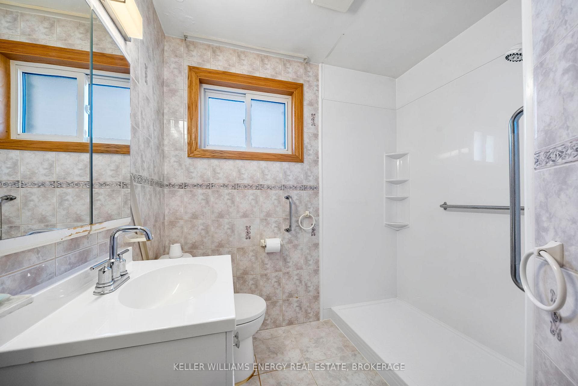 313 Rosedale Drive photo 16
