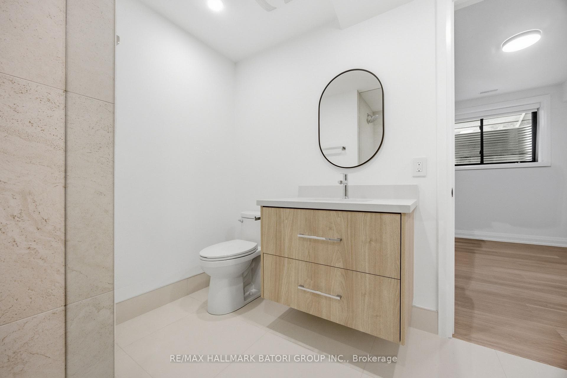 56 Camberwell Road Unit 2 photo 31