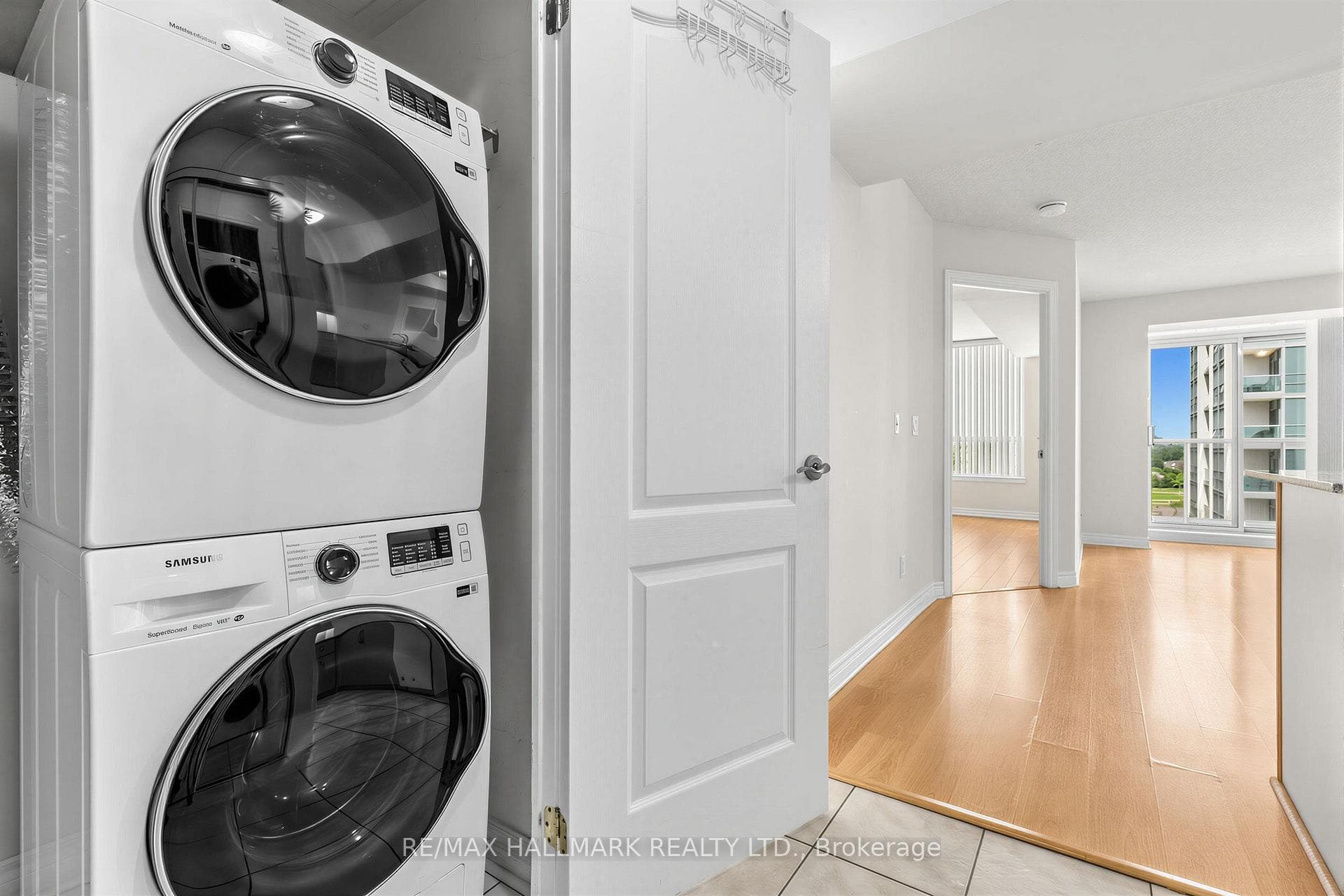 50 Disera Drive Unit 1206 photo 21