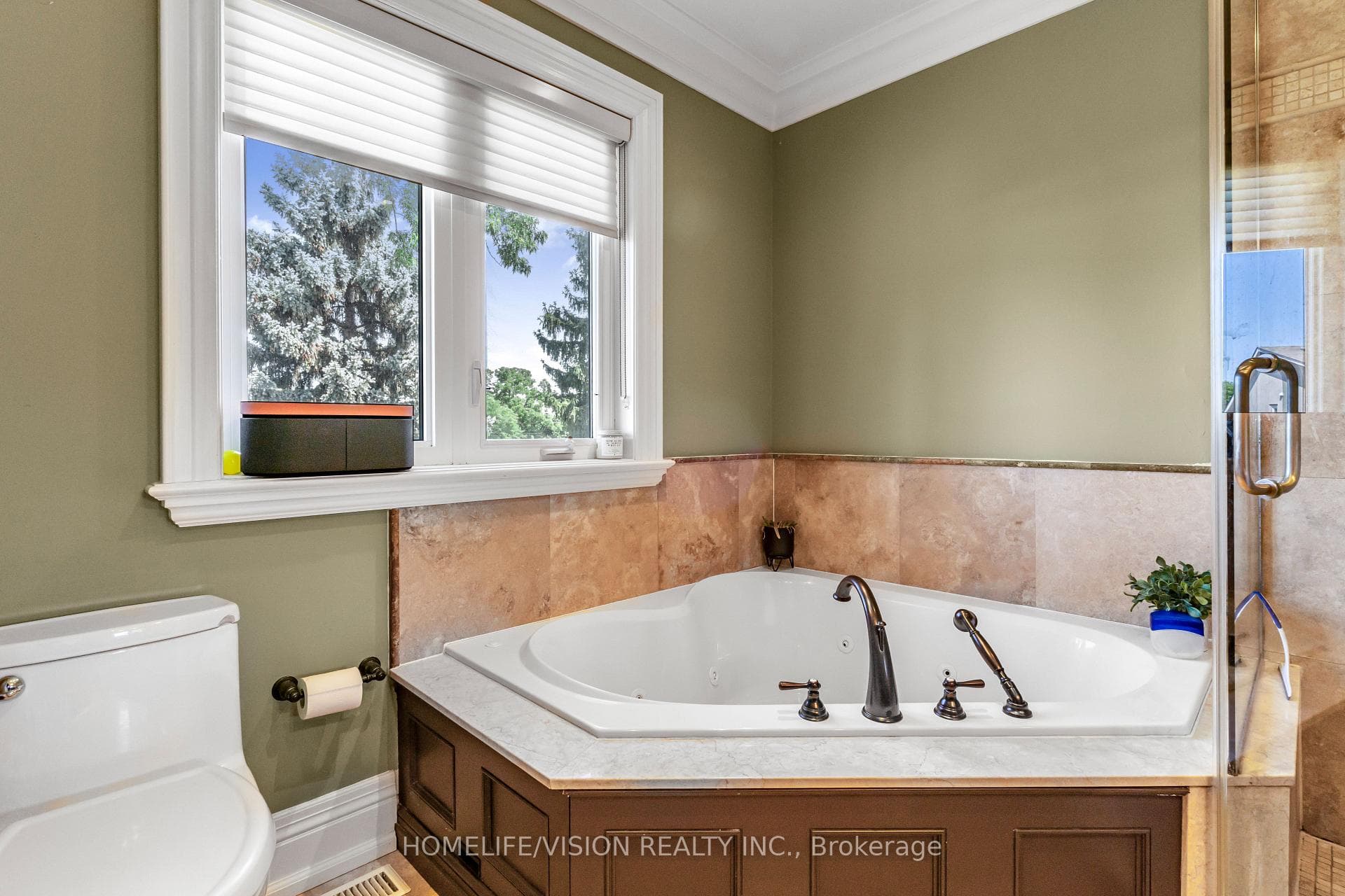 80 North Heights Road photo 18