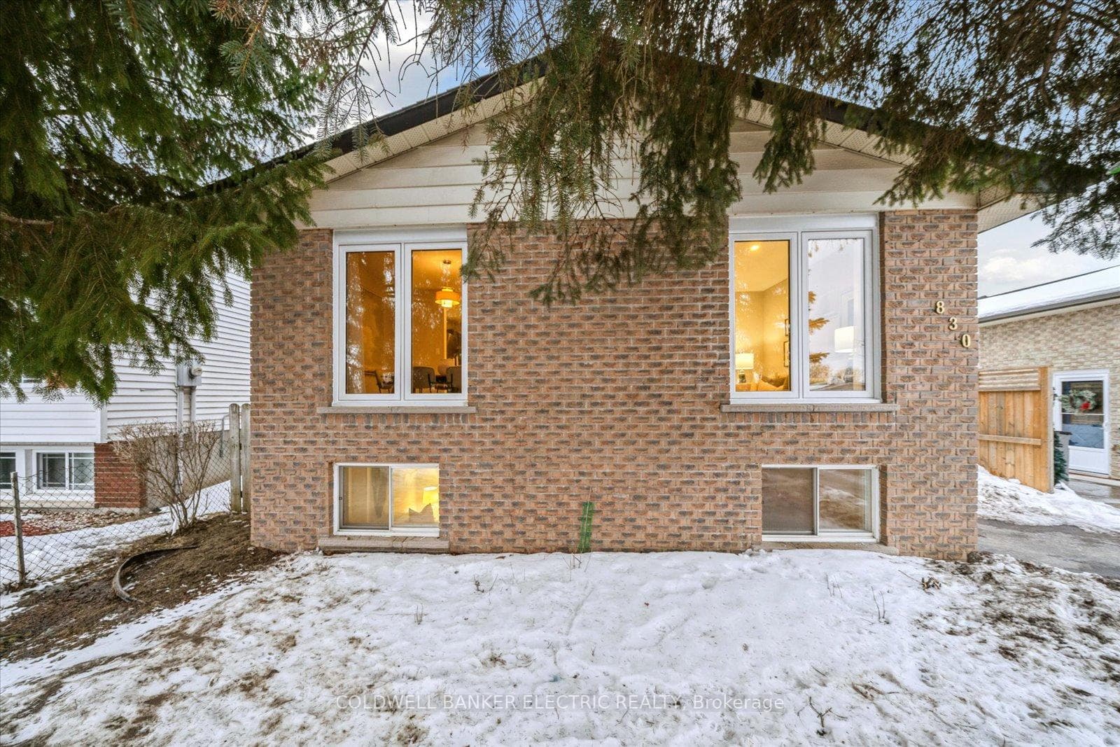 830 Orpington Road photo 1