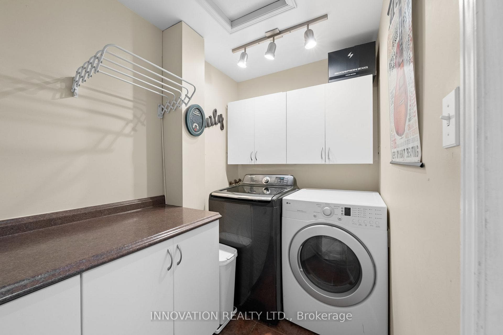 114 Bell Street photo 32