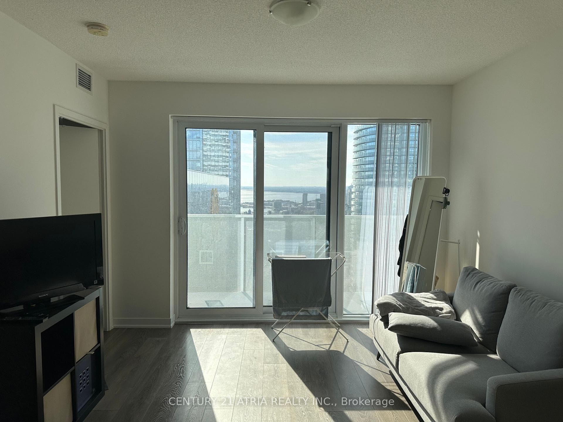100 Harbour Street Unit 5201 photo 11