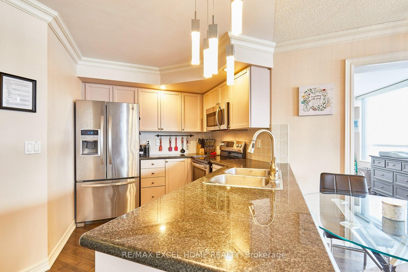 33 Cox Boulevard Unit 532 photo 2