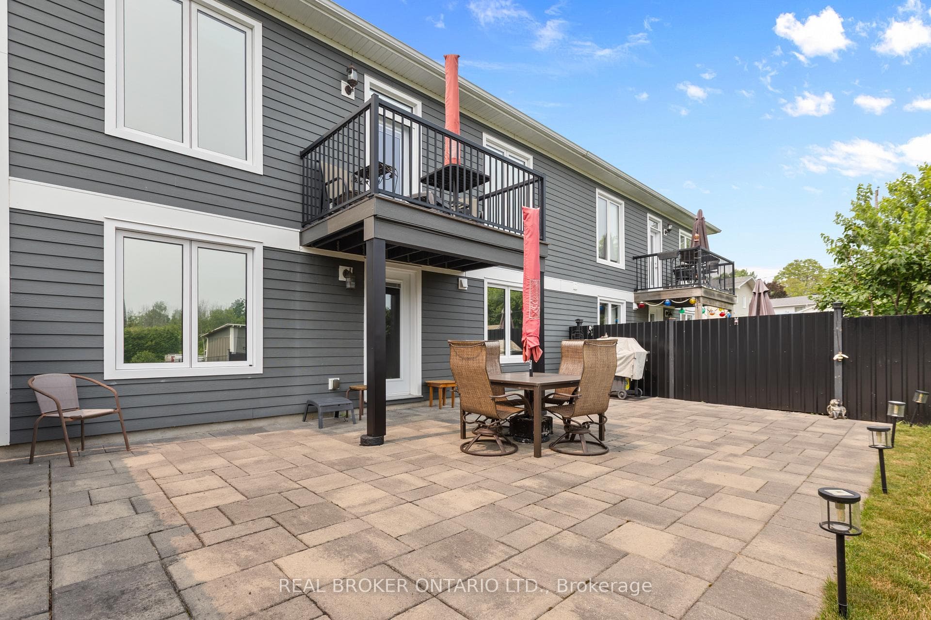 502 Clothier Street photo 34
