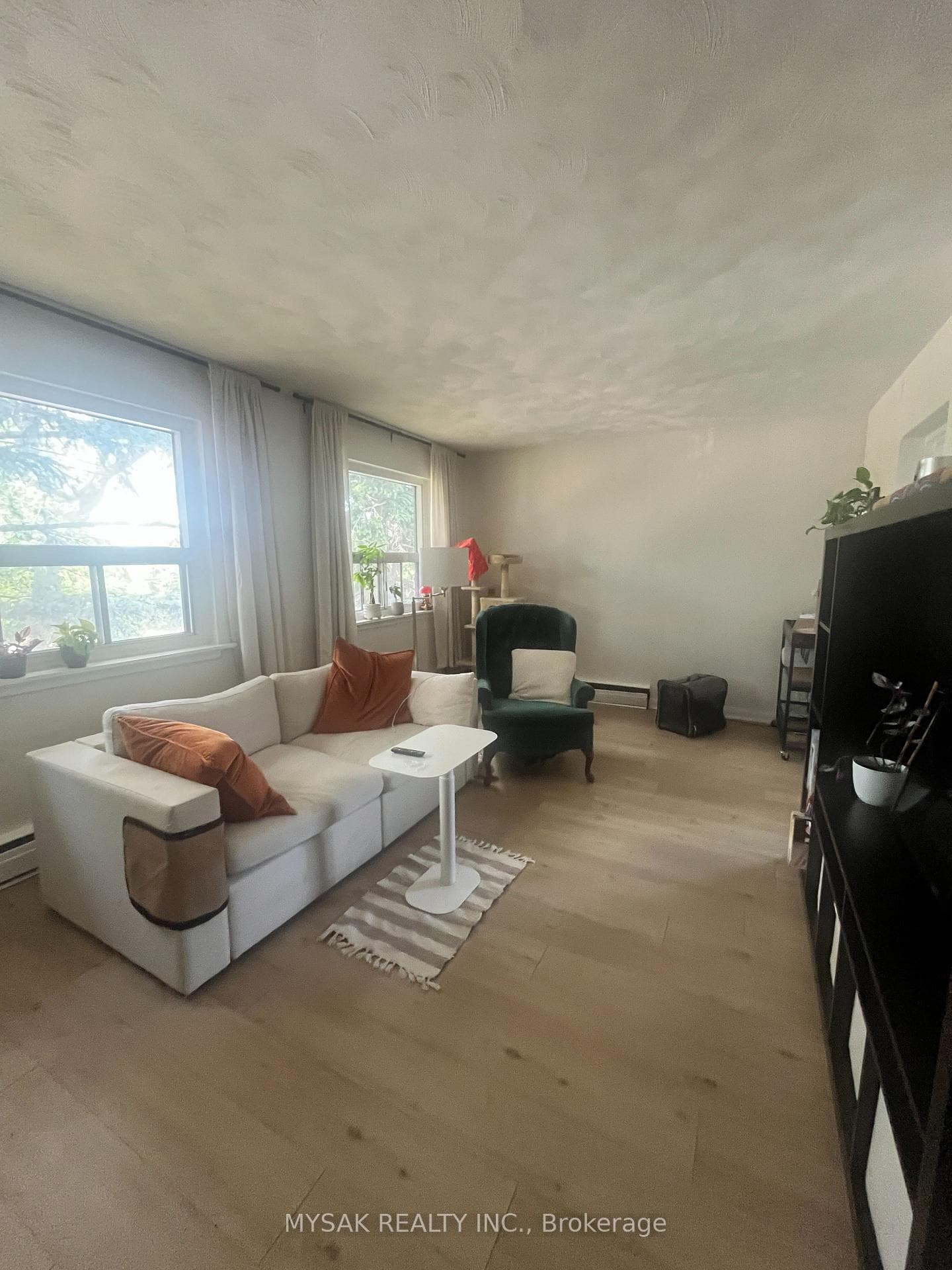1033 Ravine Road photo 17