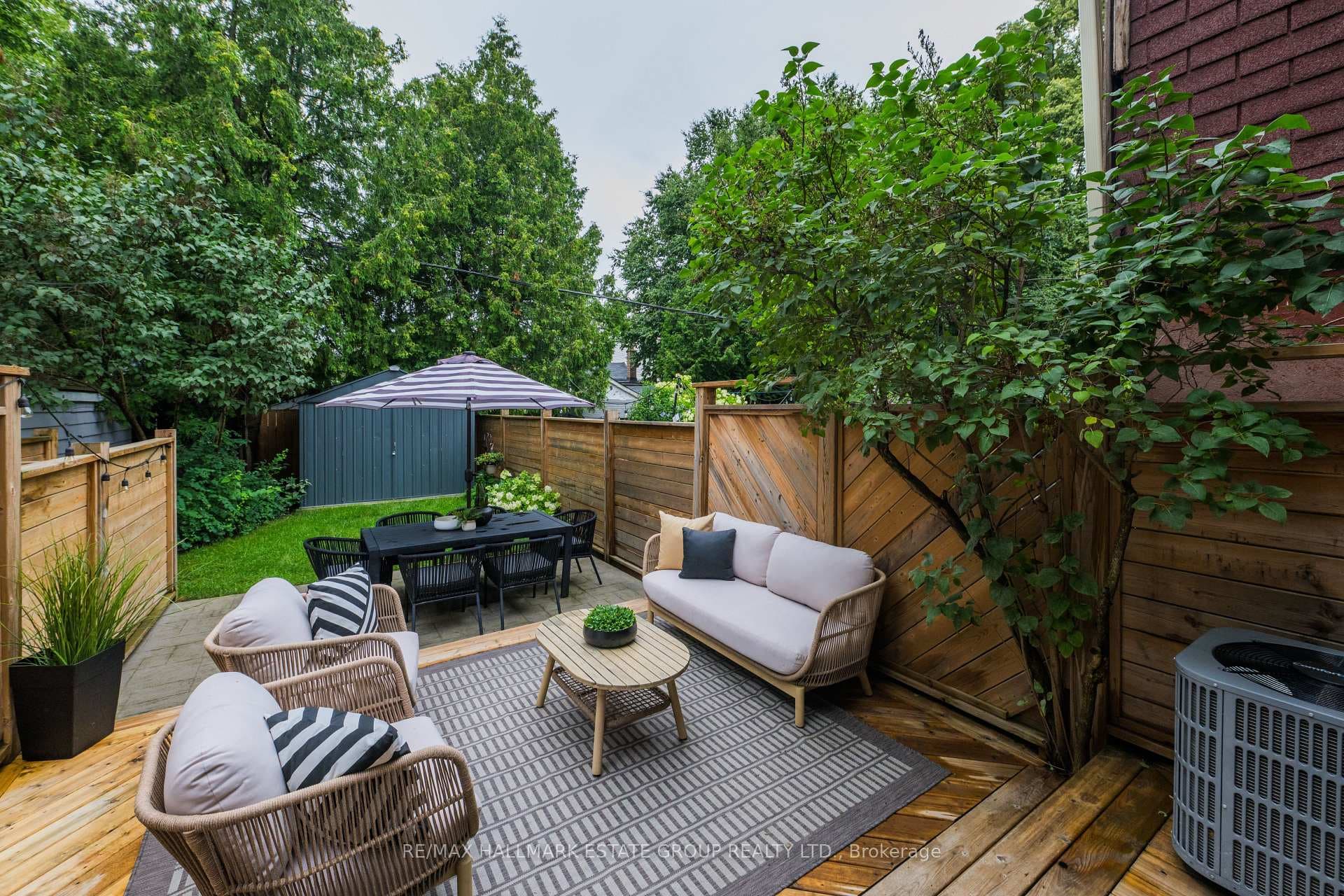 664 Rhodes Avenue photo 44