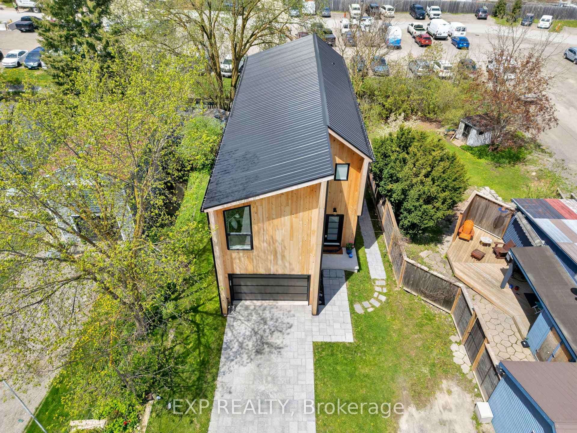 20 Carlton Place photo 37