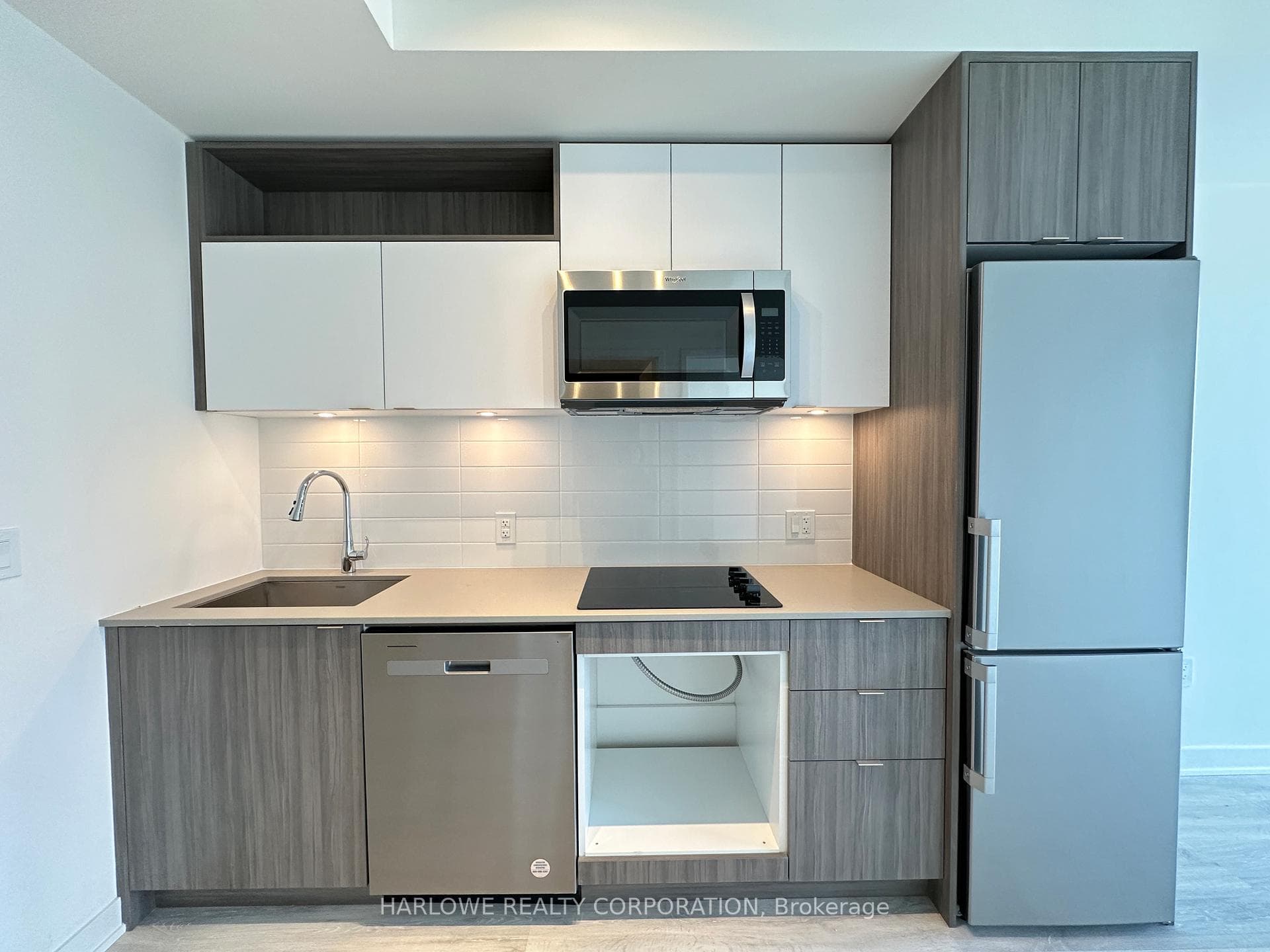 135 Lower Sherbourne Street Unit 1657 W photo 3
