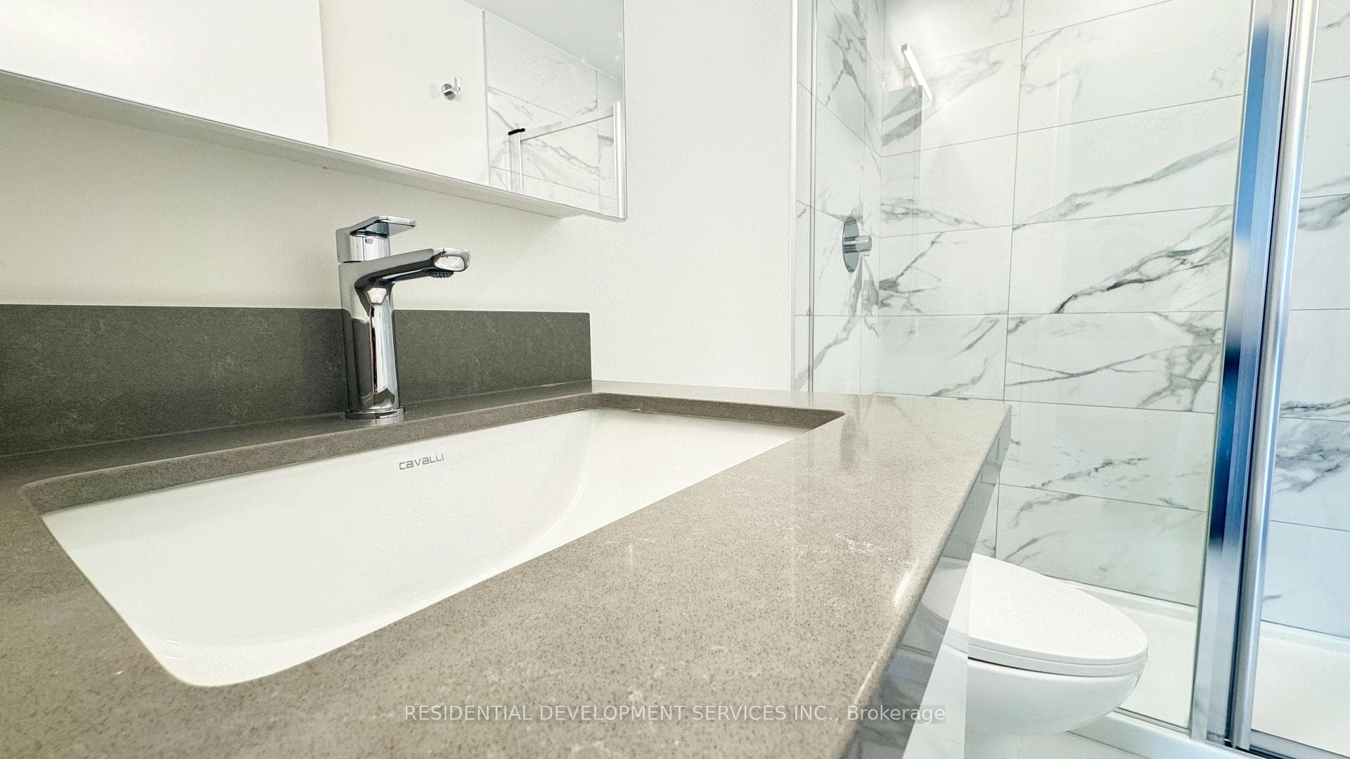 500 Wilson Avenue Unit 422 photo 6