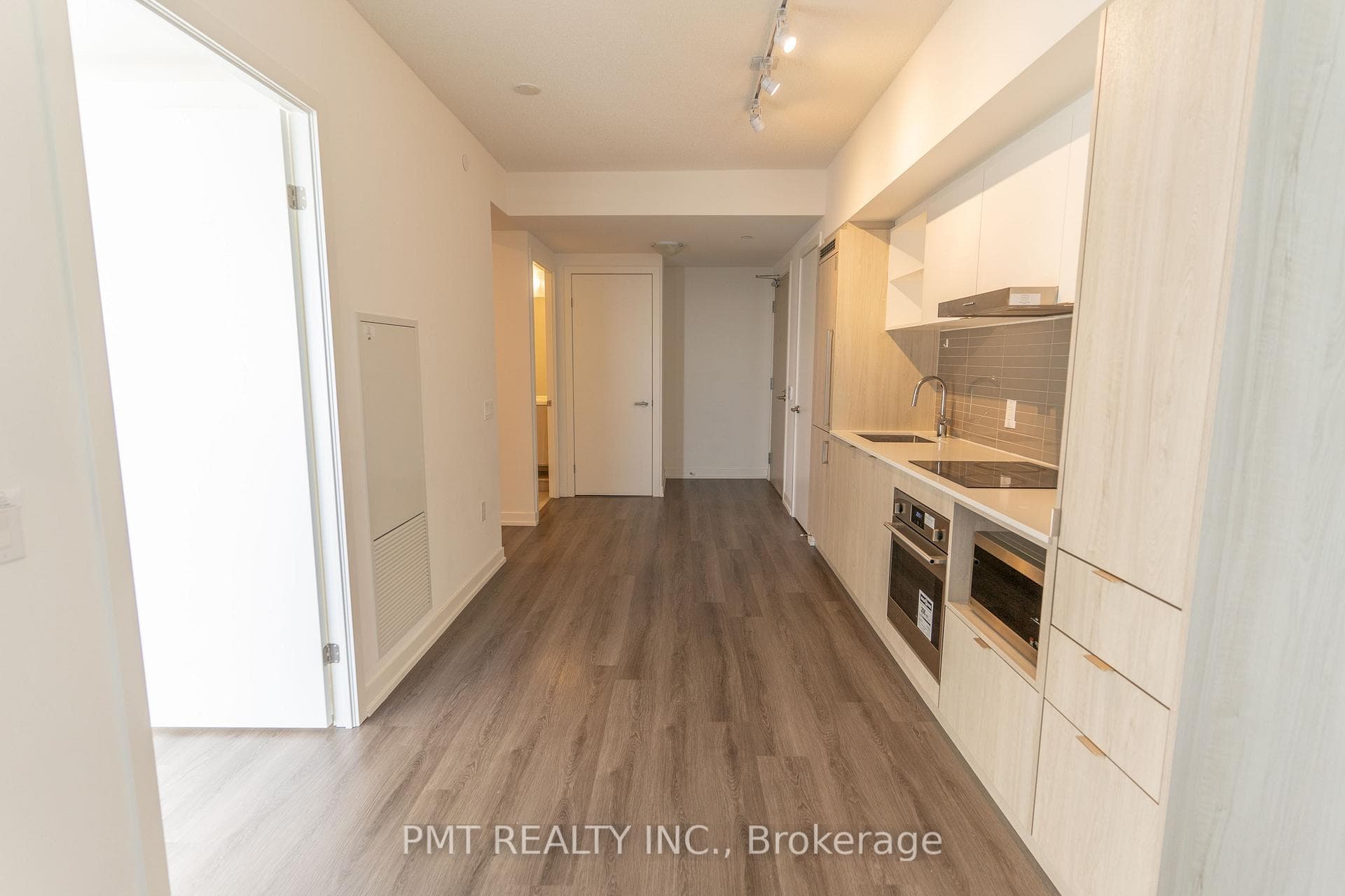 138 Downes Street Unit 4508 photo 8