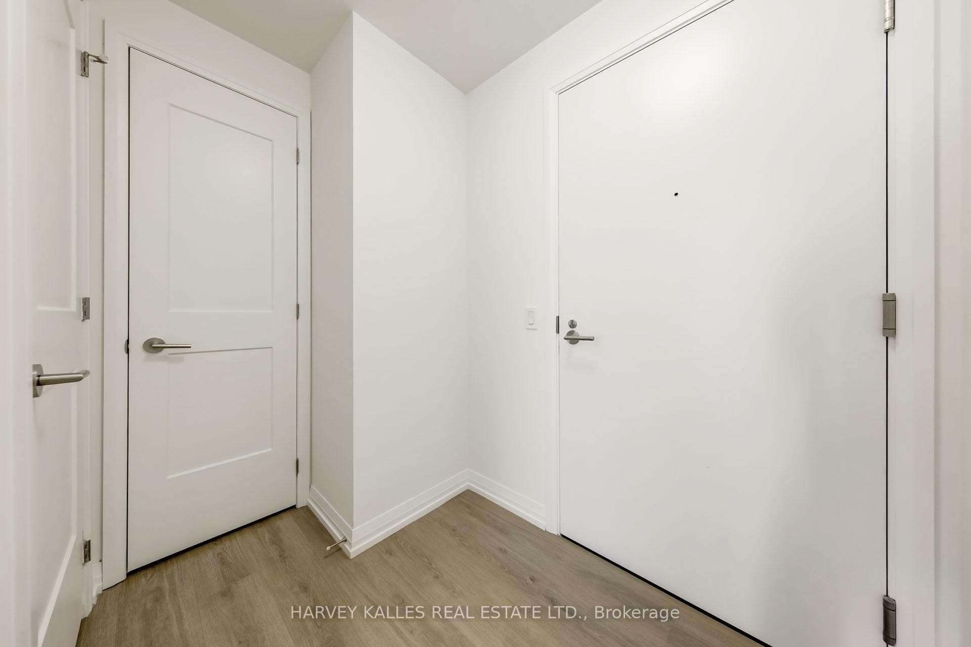 50 Dunfield Avenue Unit 3112 photo 5