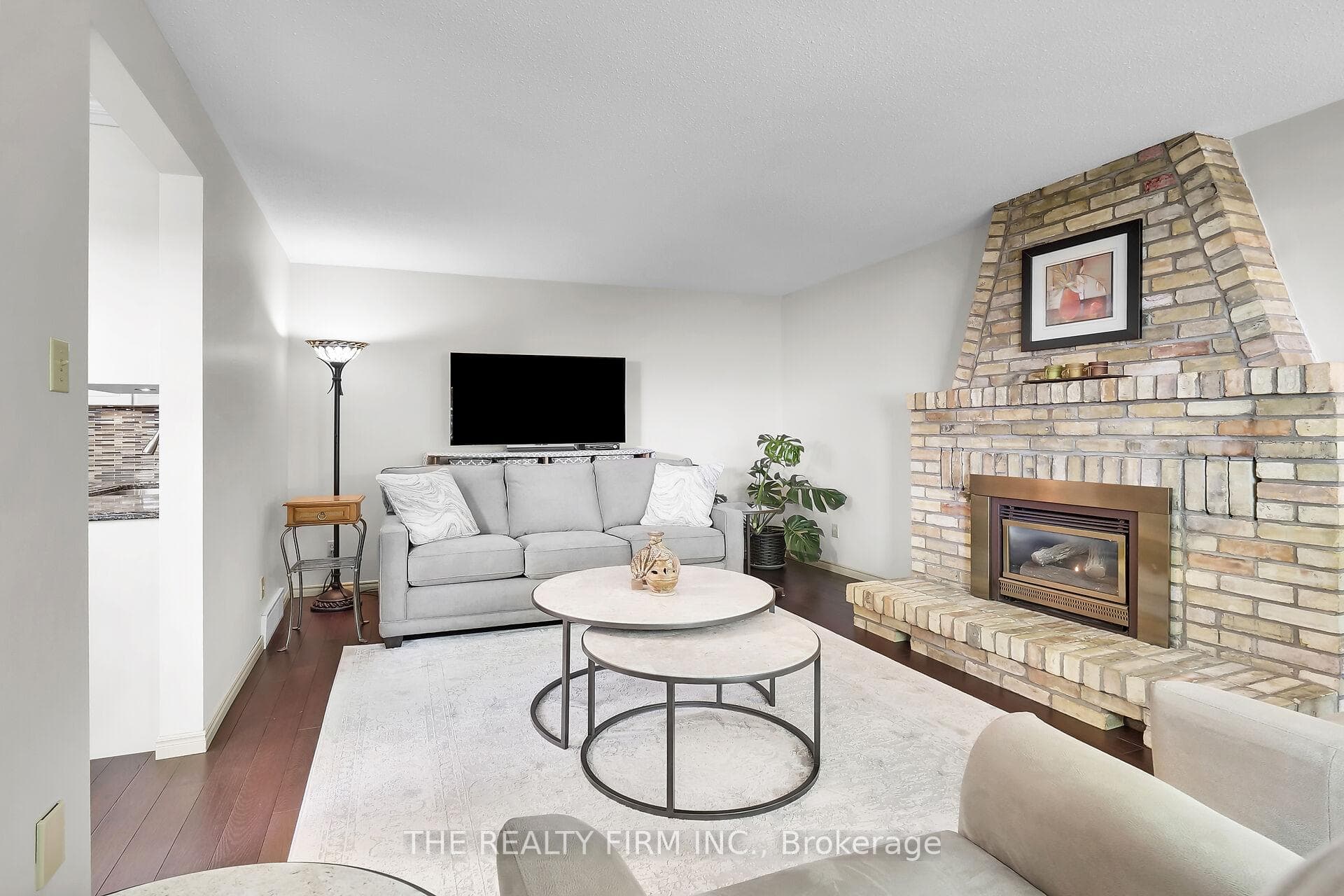 64 Knights Bridge Road photo 14
