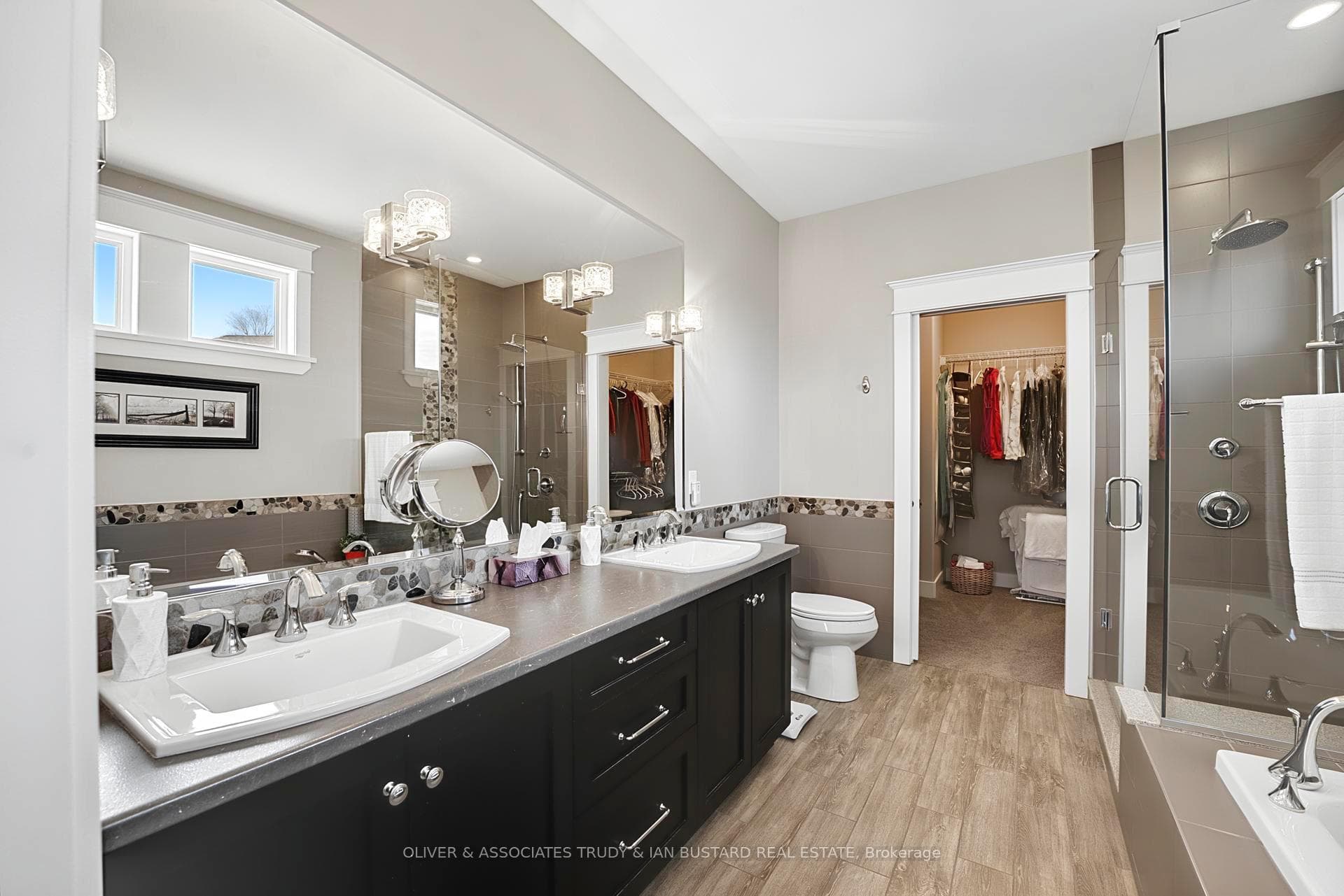 46 Erin Place photo 26