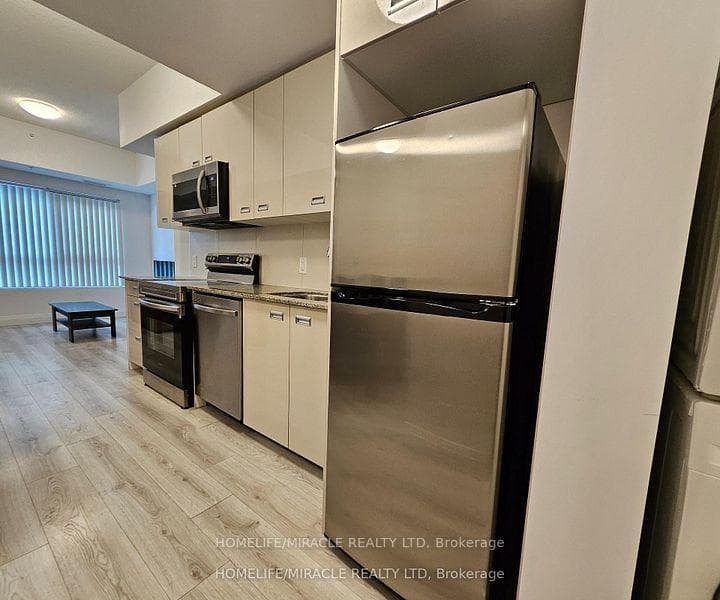 652 Princess Street Unit 420 photo 18