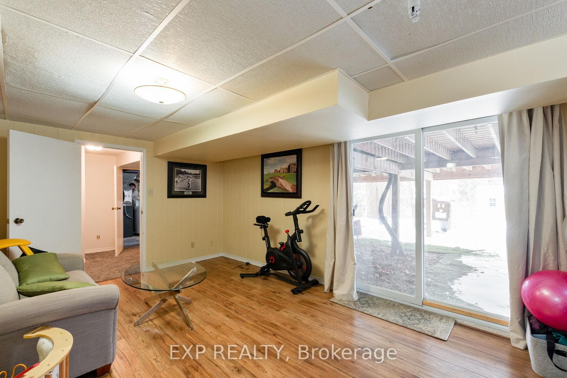 16 Acorn Crescent photo 34