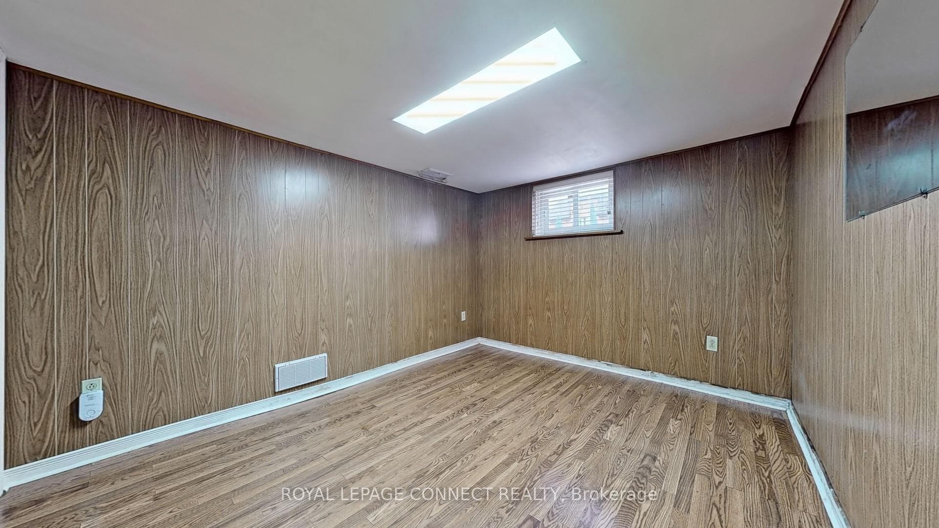 61 Yardley Avenue photo 31