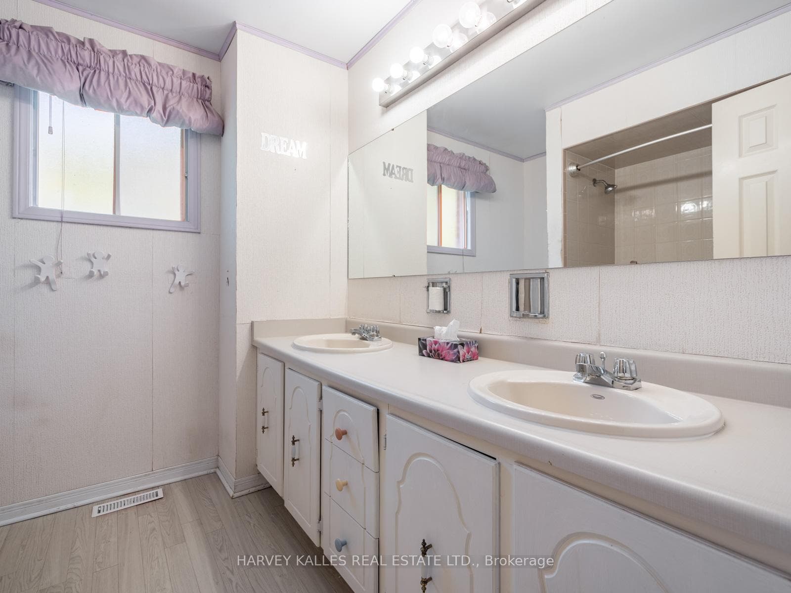 63 Willowbrook Road photo 23