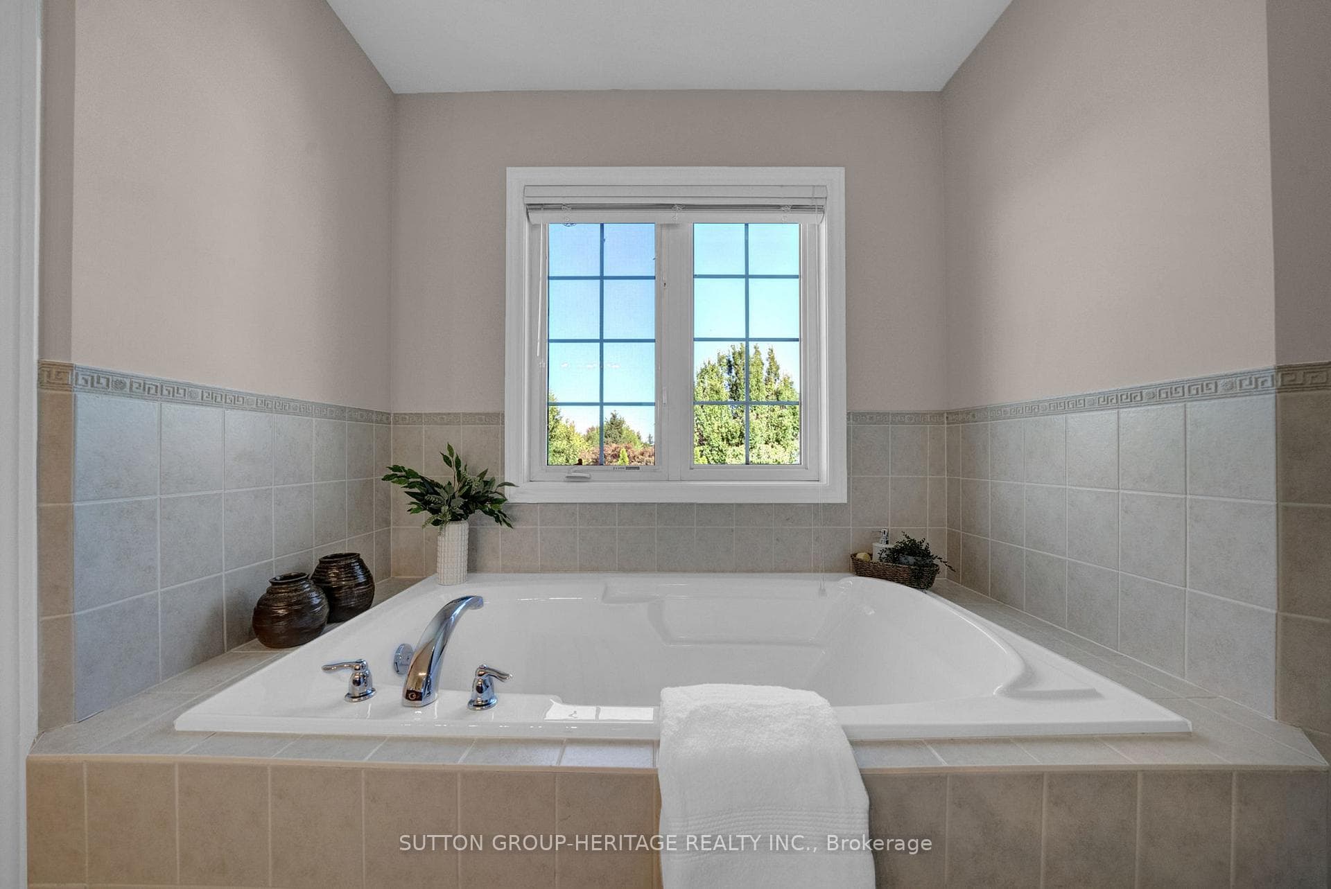 102 Kennett Drive photo 20