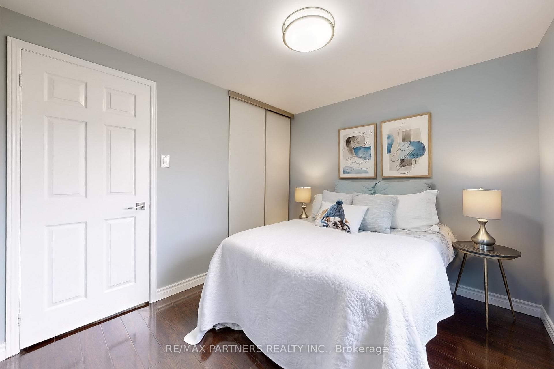 128 Bellrock Drive photo 32