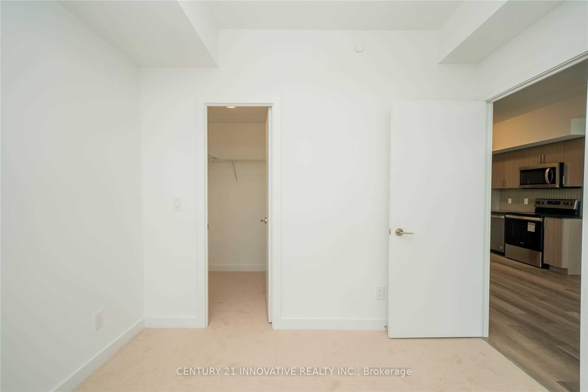 1603 Eglinton Avenue Unit 1301 photo 27