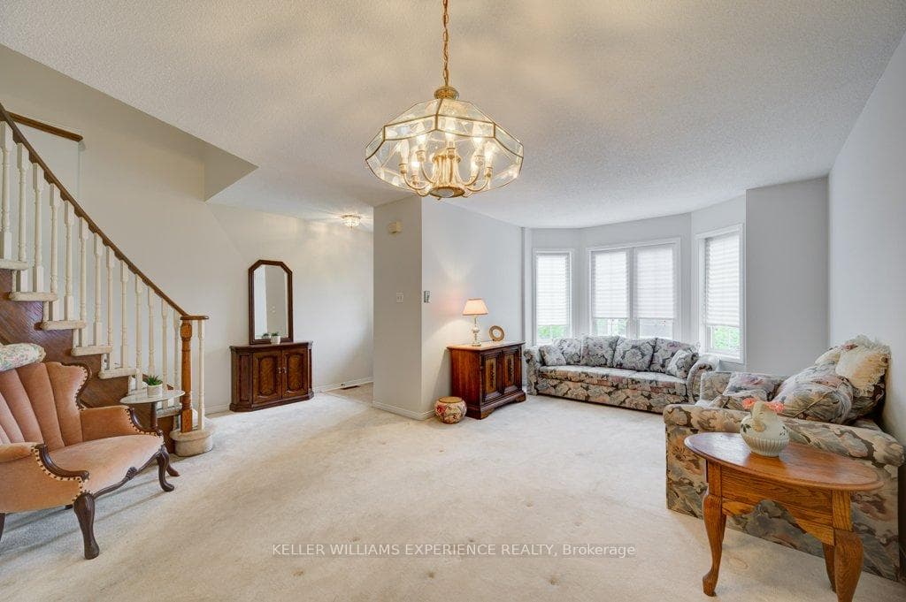 2136 Forest Gate Park photo 5