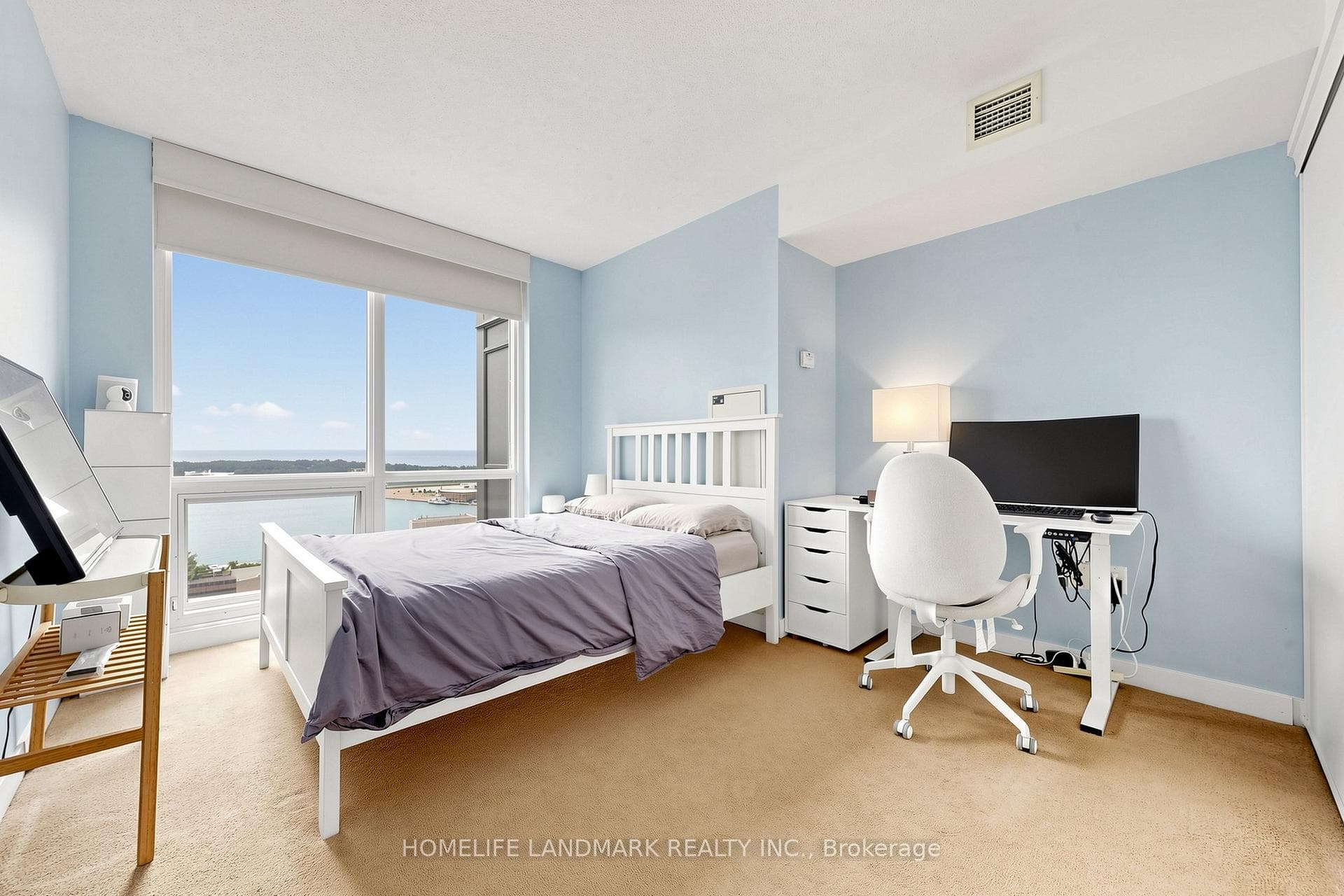 15 Fort York Boulevard Unit 2811 photo 14