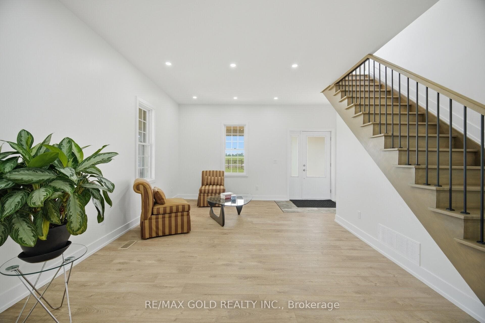 3163 County Rd 50 Road photo 4