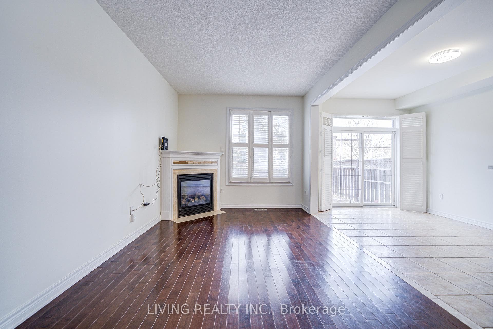 1237 Craigleith Road photo 9