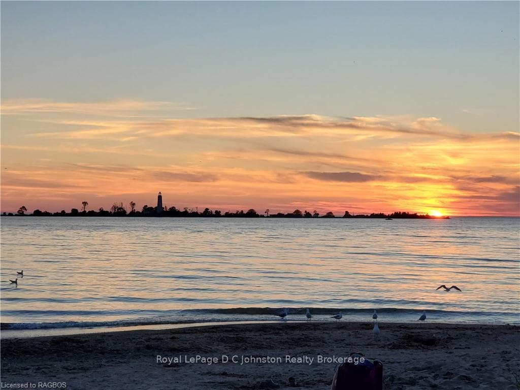 Southampton Main Beach