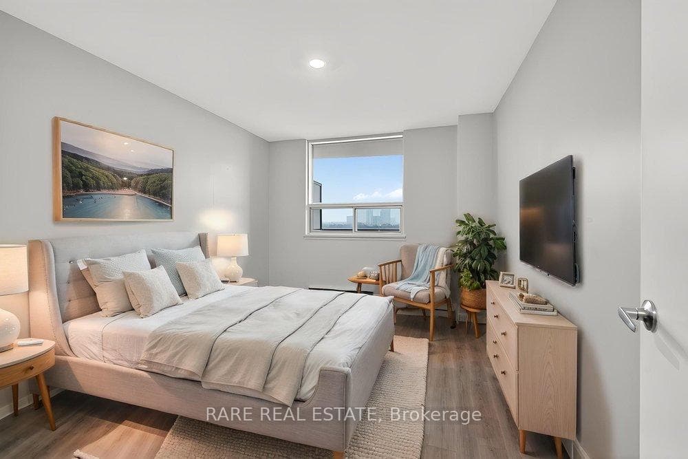 4340 Bloor Street Unit 602 photo 19