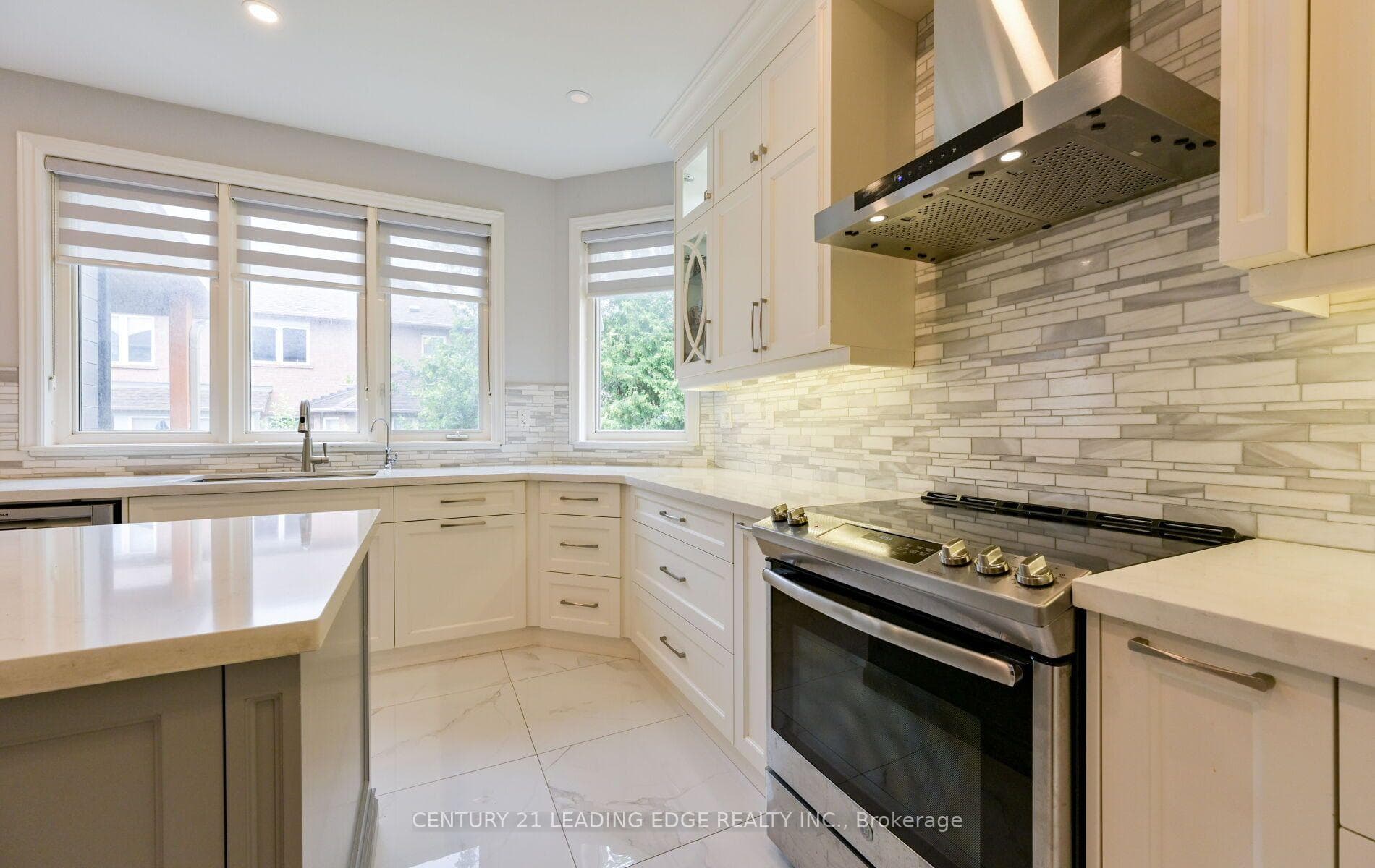 37 Drawbridge Drive photo 15