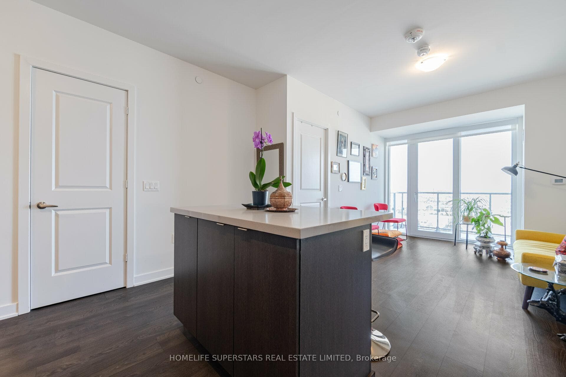4655 Metcalfe Avenue Unit 1410 photo 11
