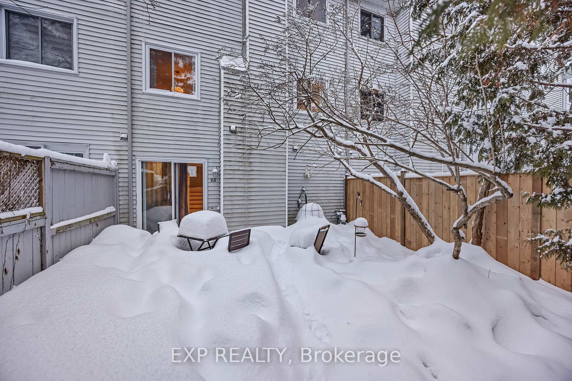 48 Castlegreen Private photo 24