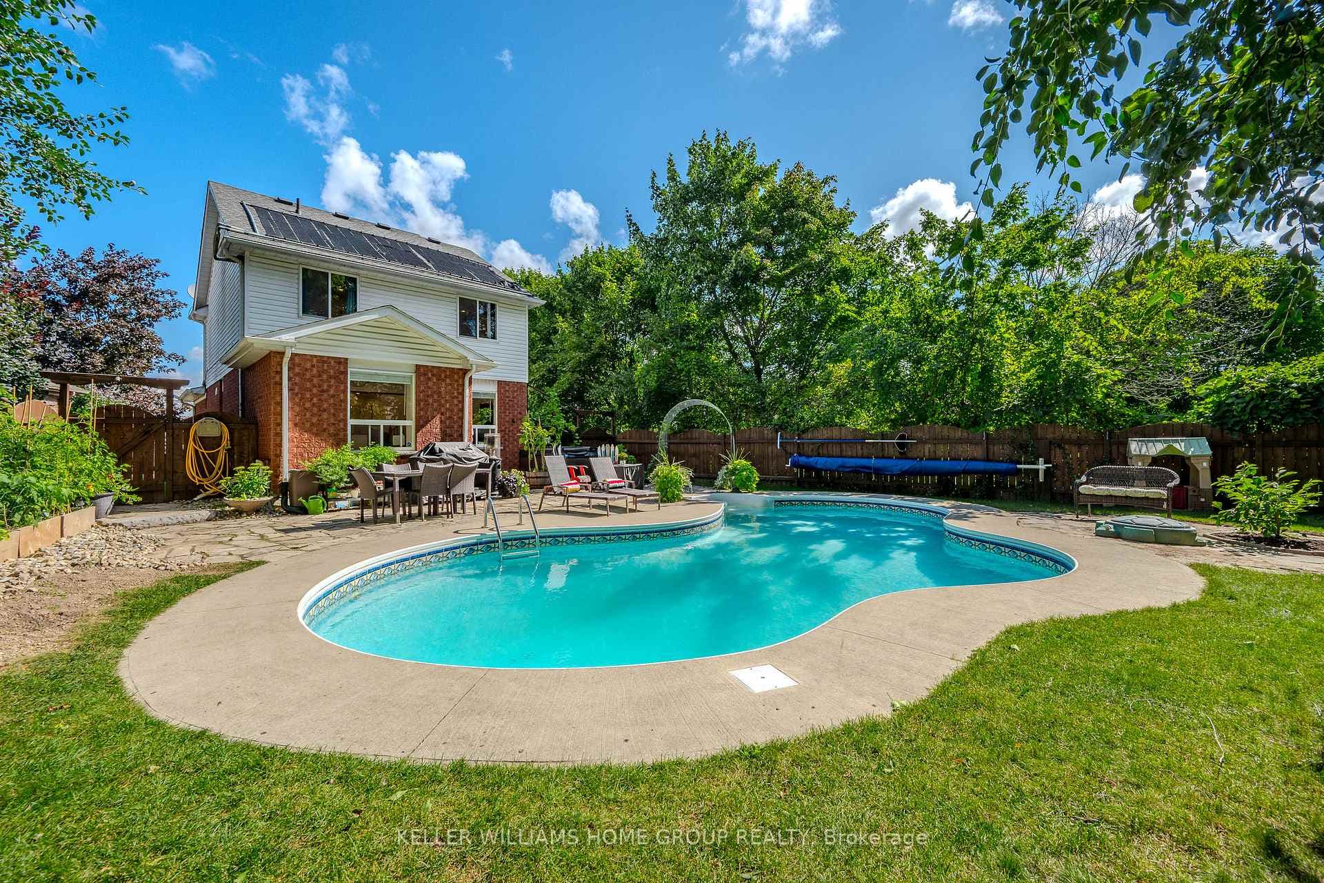 28 Thompson Drive photo 35