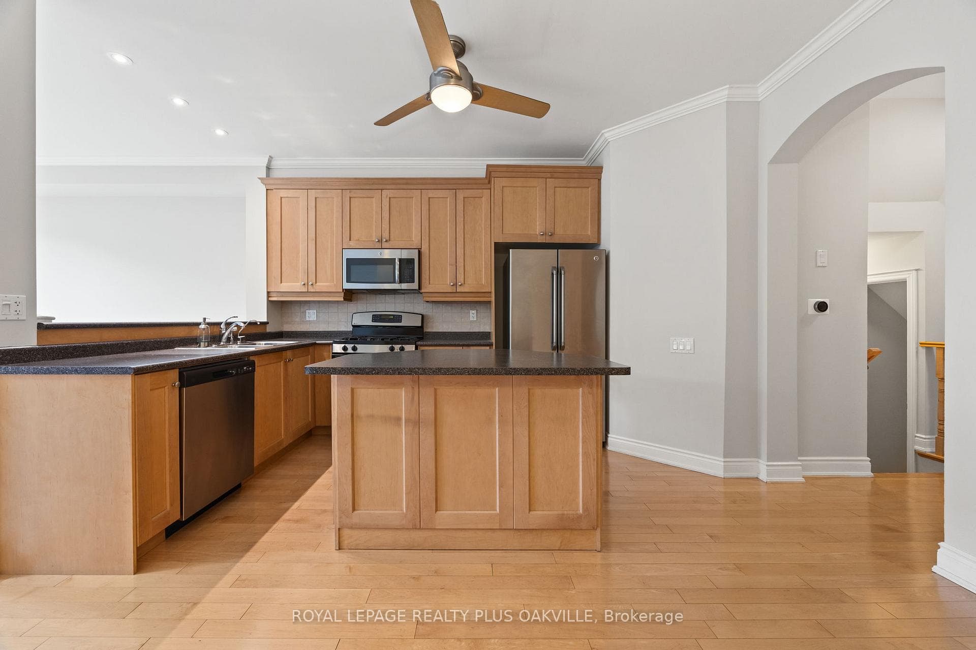 224 Tawny Crescent photo 7