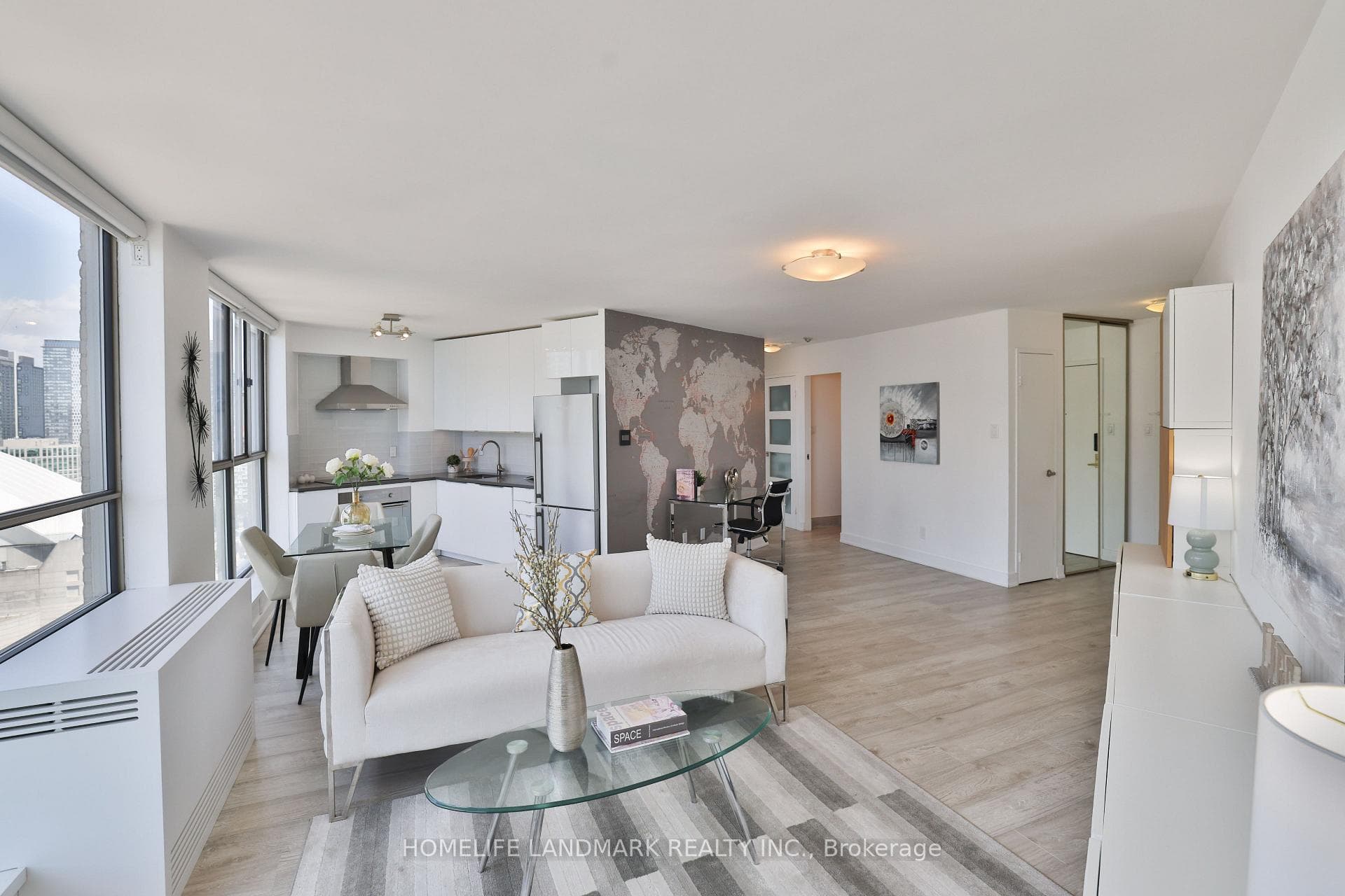 260 Queens Quay Unit 3005 photo 5