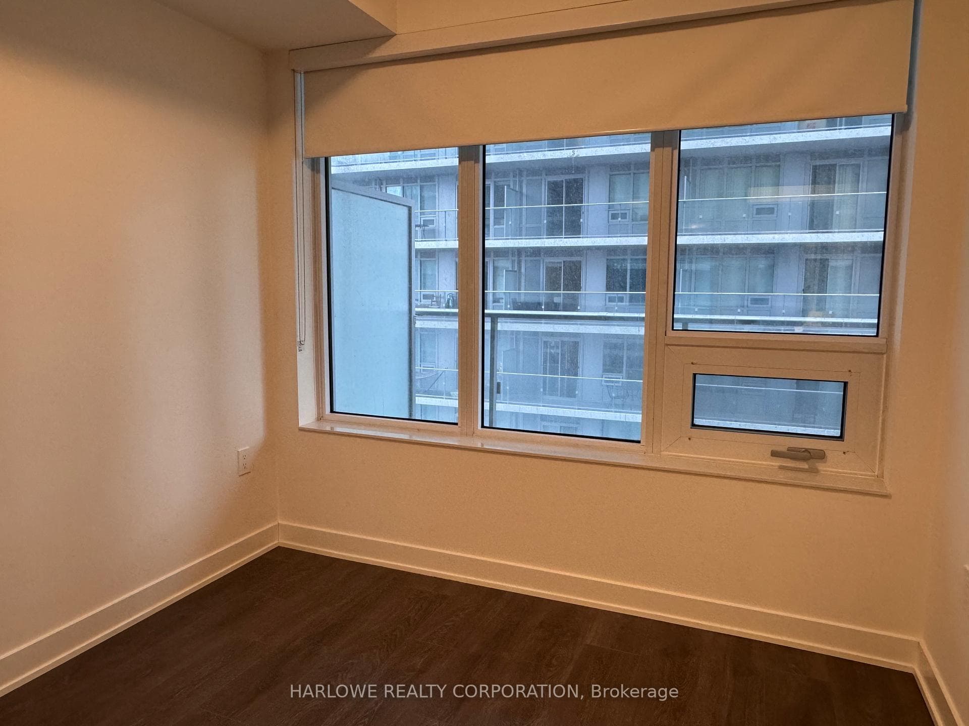 99 Broadway Avenue Unit 2007 Nt photo 25