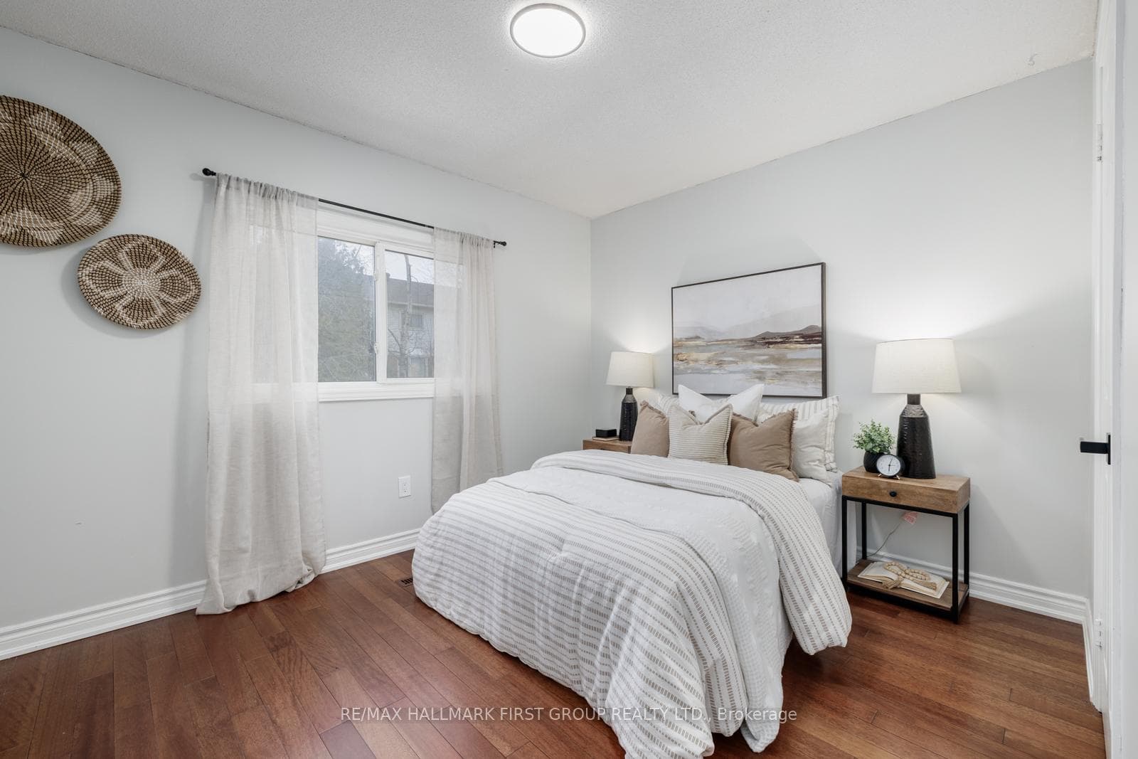 1177 Pebblestone Crescent photo 19