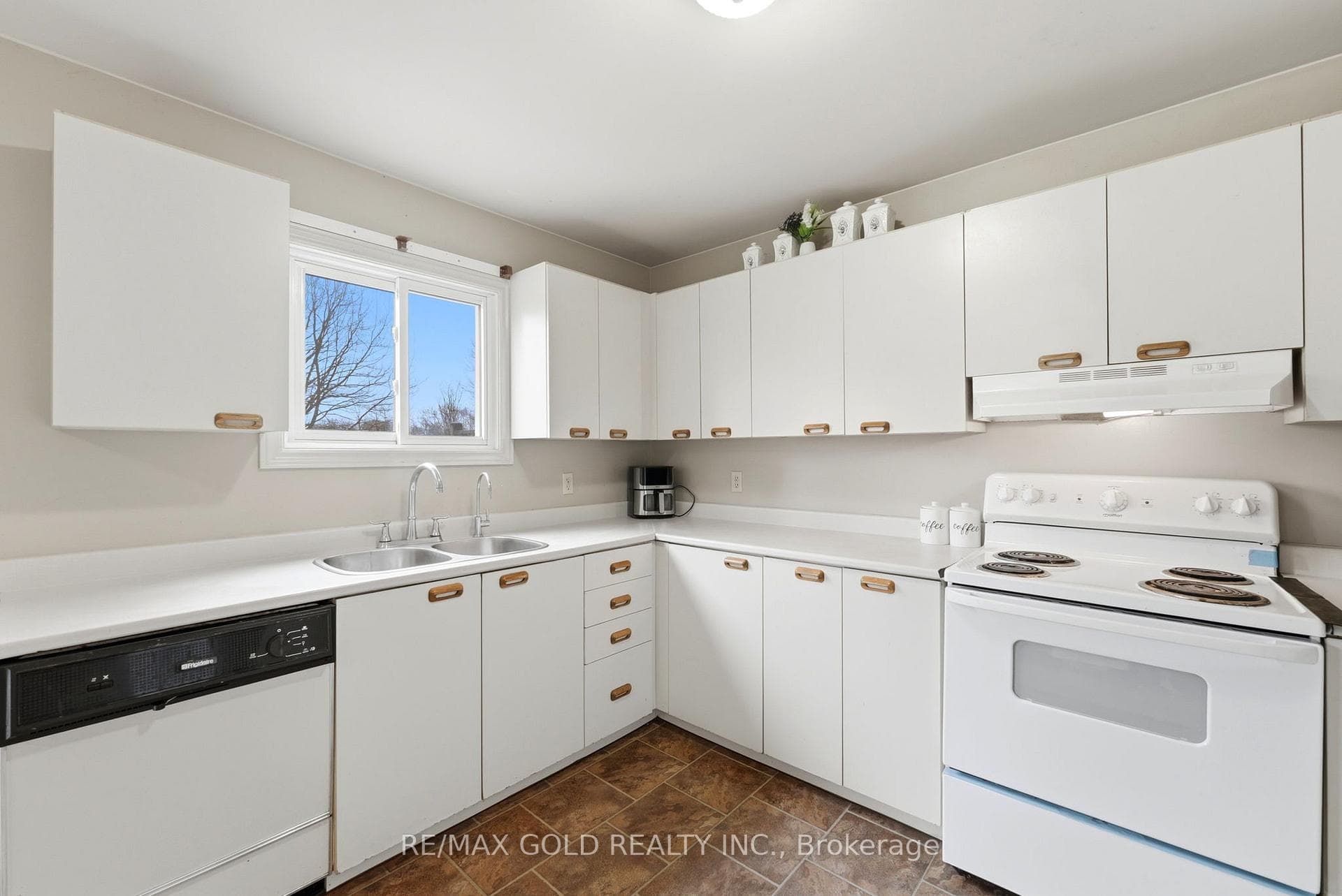 141 Condor Court Unit 70 photo 14