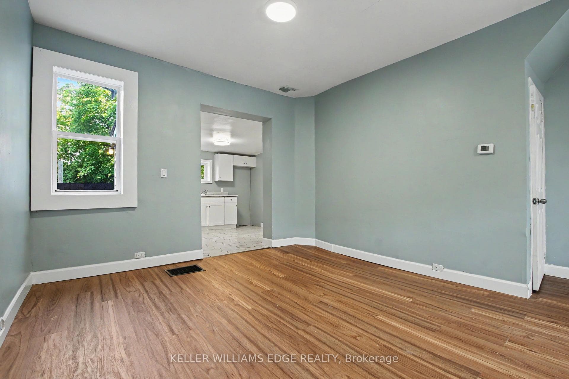 89 Cheever Street photo 9