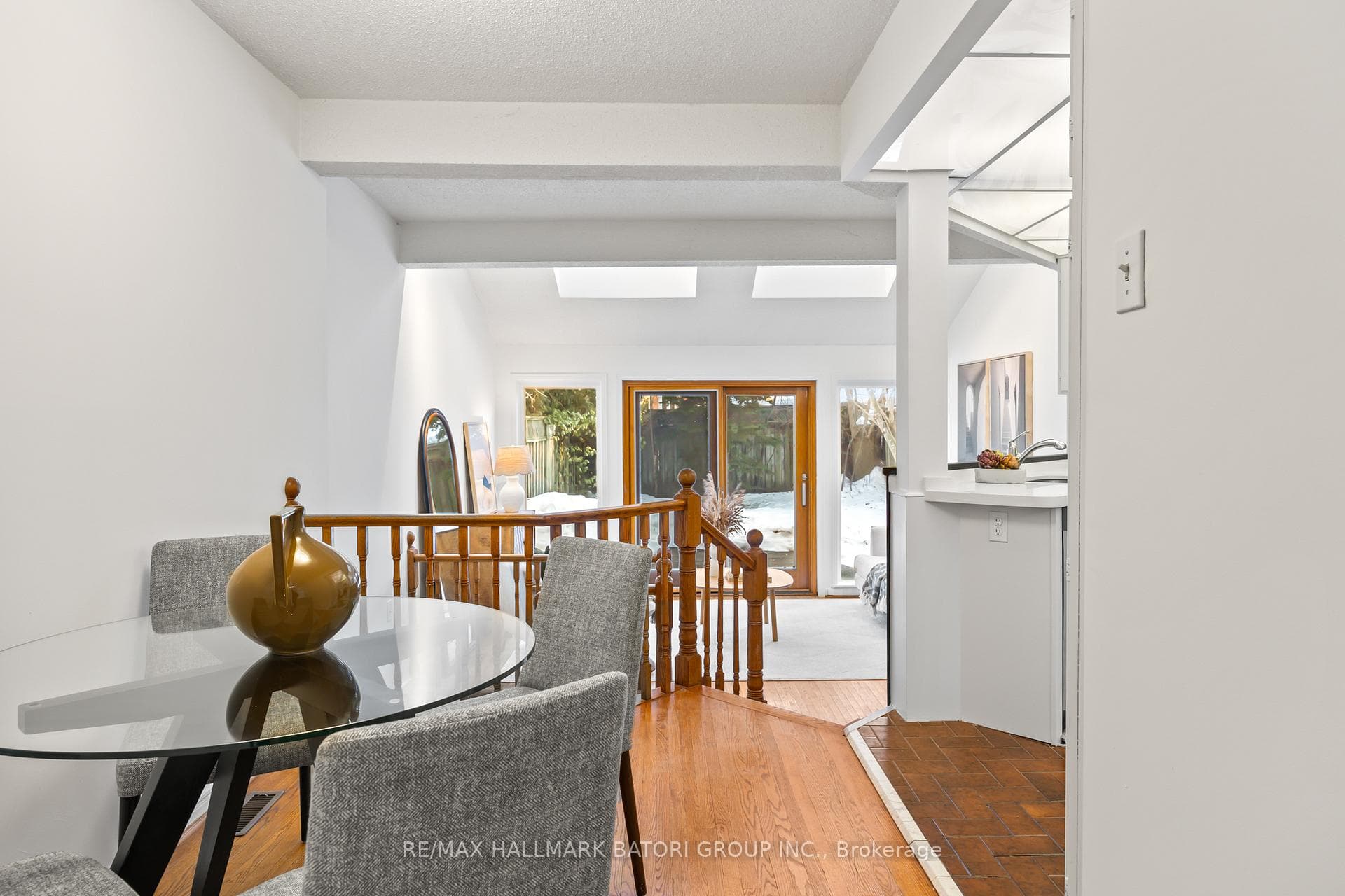 125 Glengarry Avenue photo 10