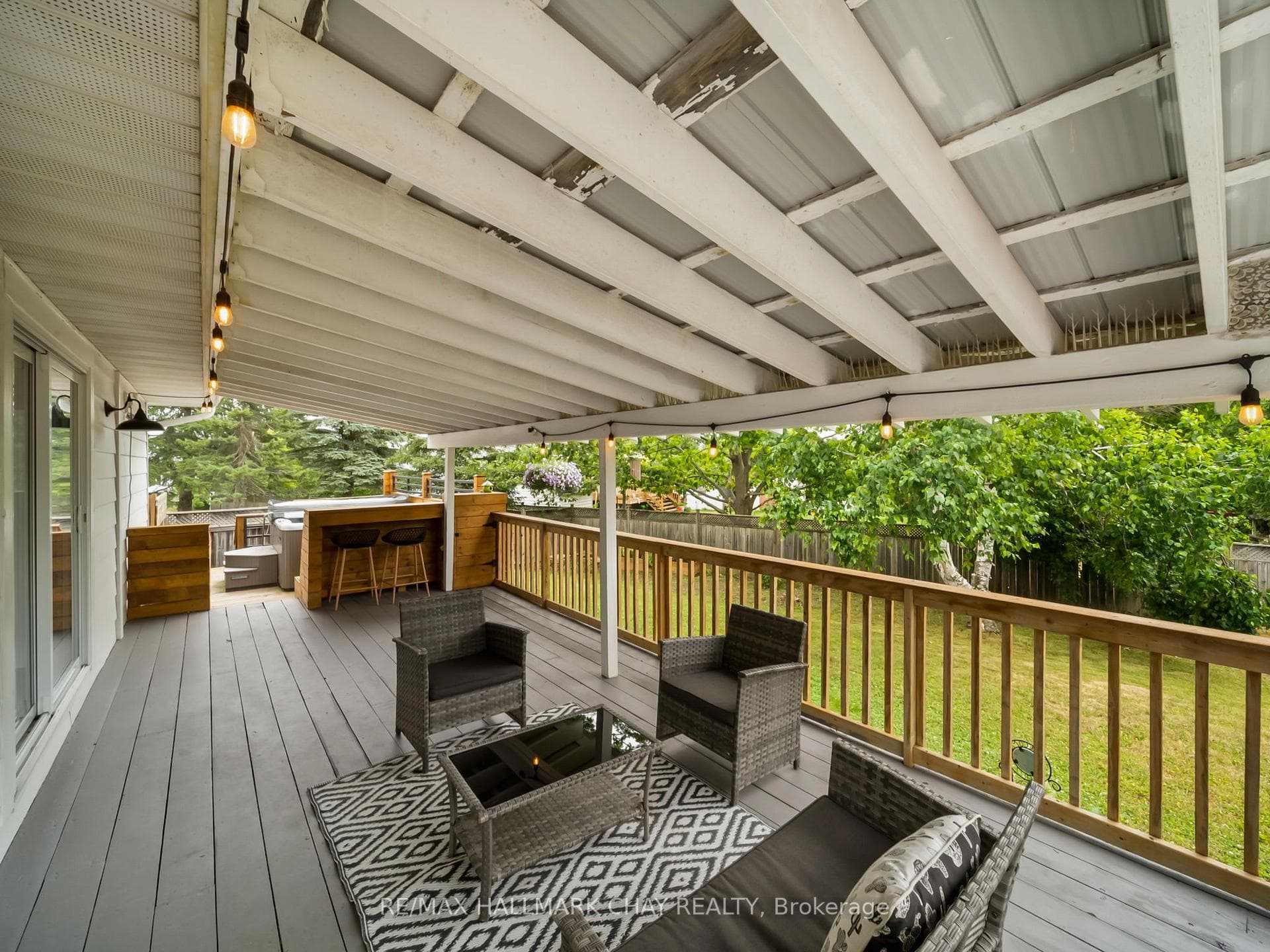 5 Demont Drive photo 39