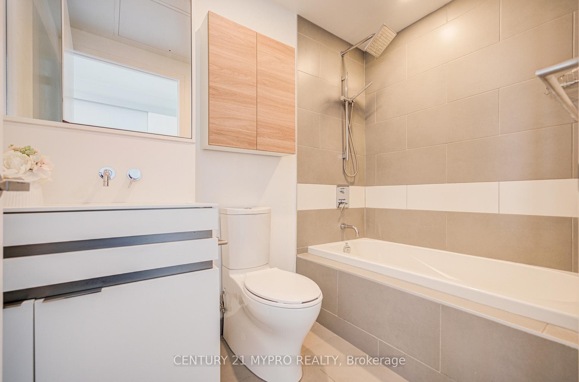 197 Yonge Street Unit 3109 photo 14