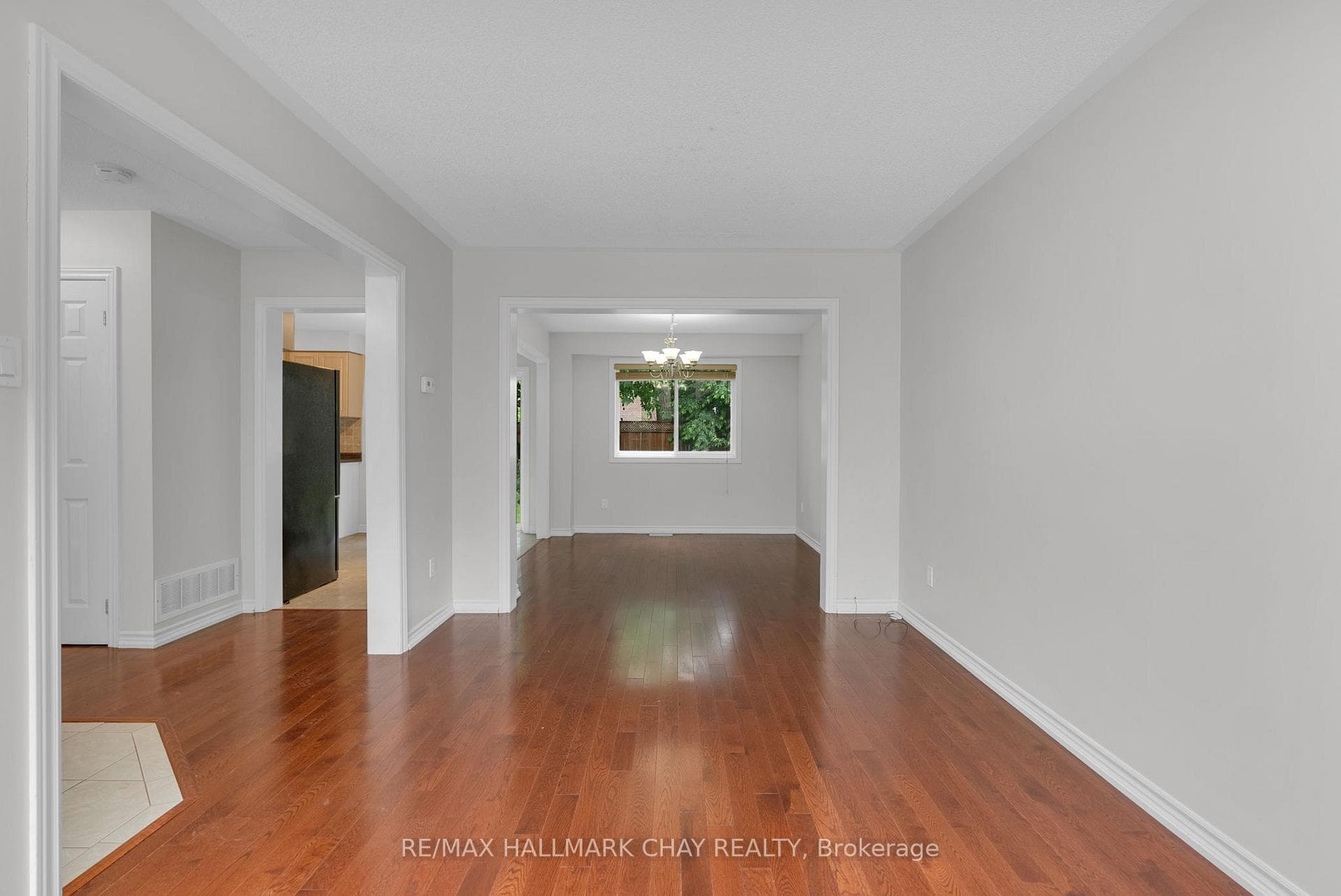 49 Masters Drive photo 7