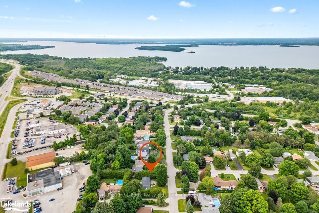 56 GOLDIE Drive photo 37