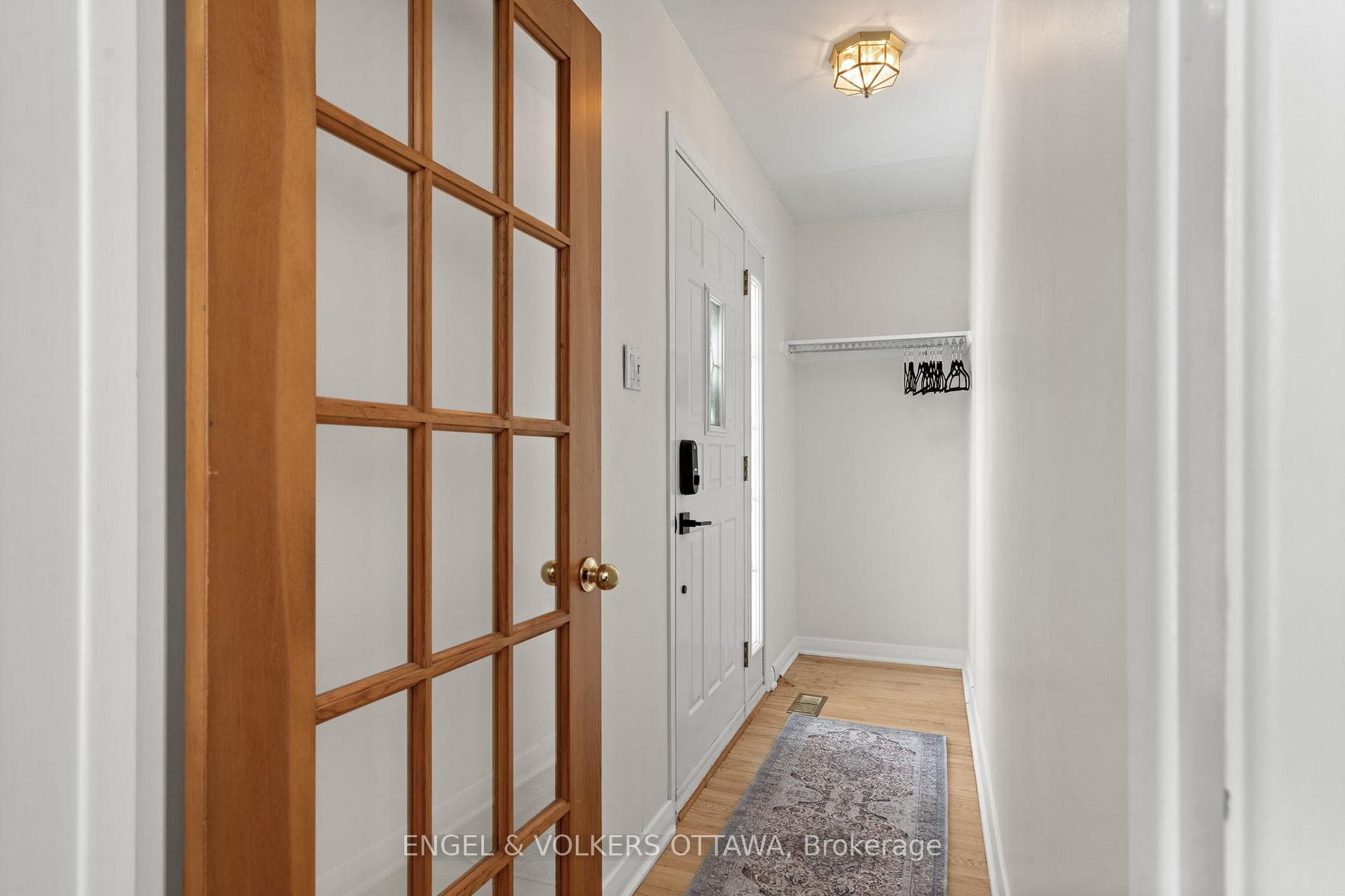 475 Edgeworth Avenue photo 3