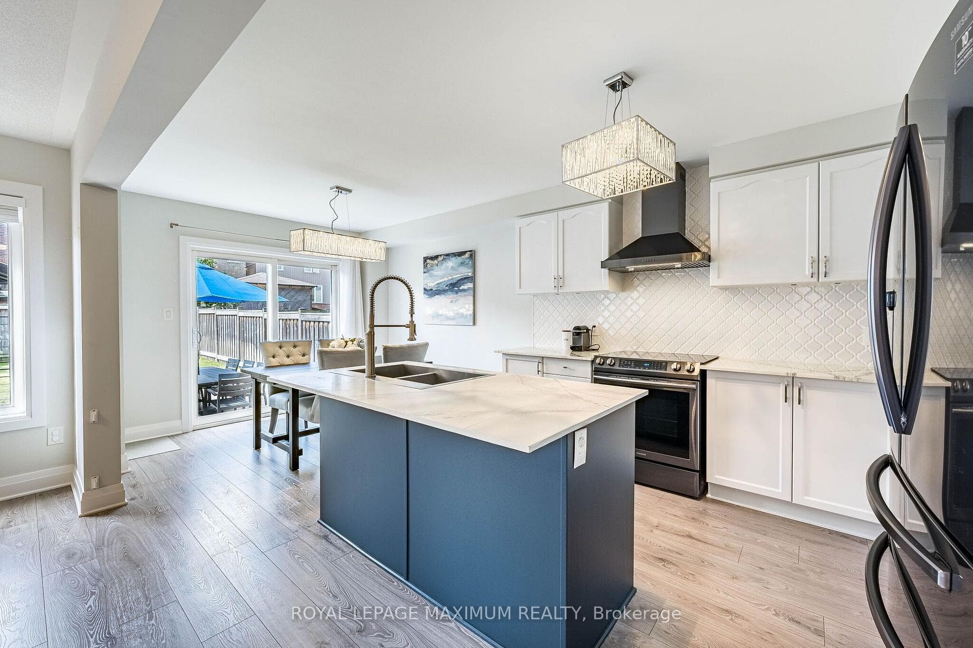 913 Miller Park Avenue photo 11