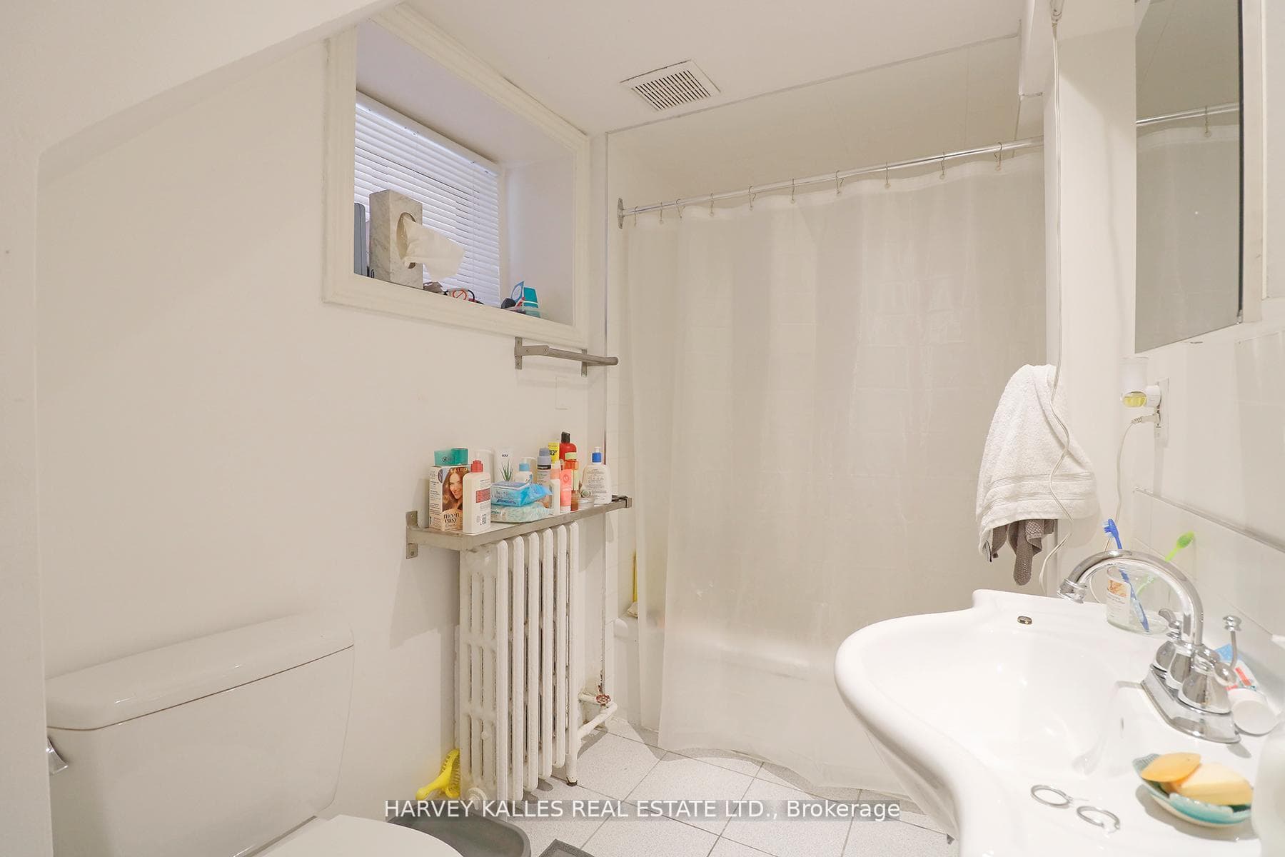 107 Concord Avenue Unit B1 photo 6